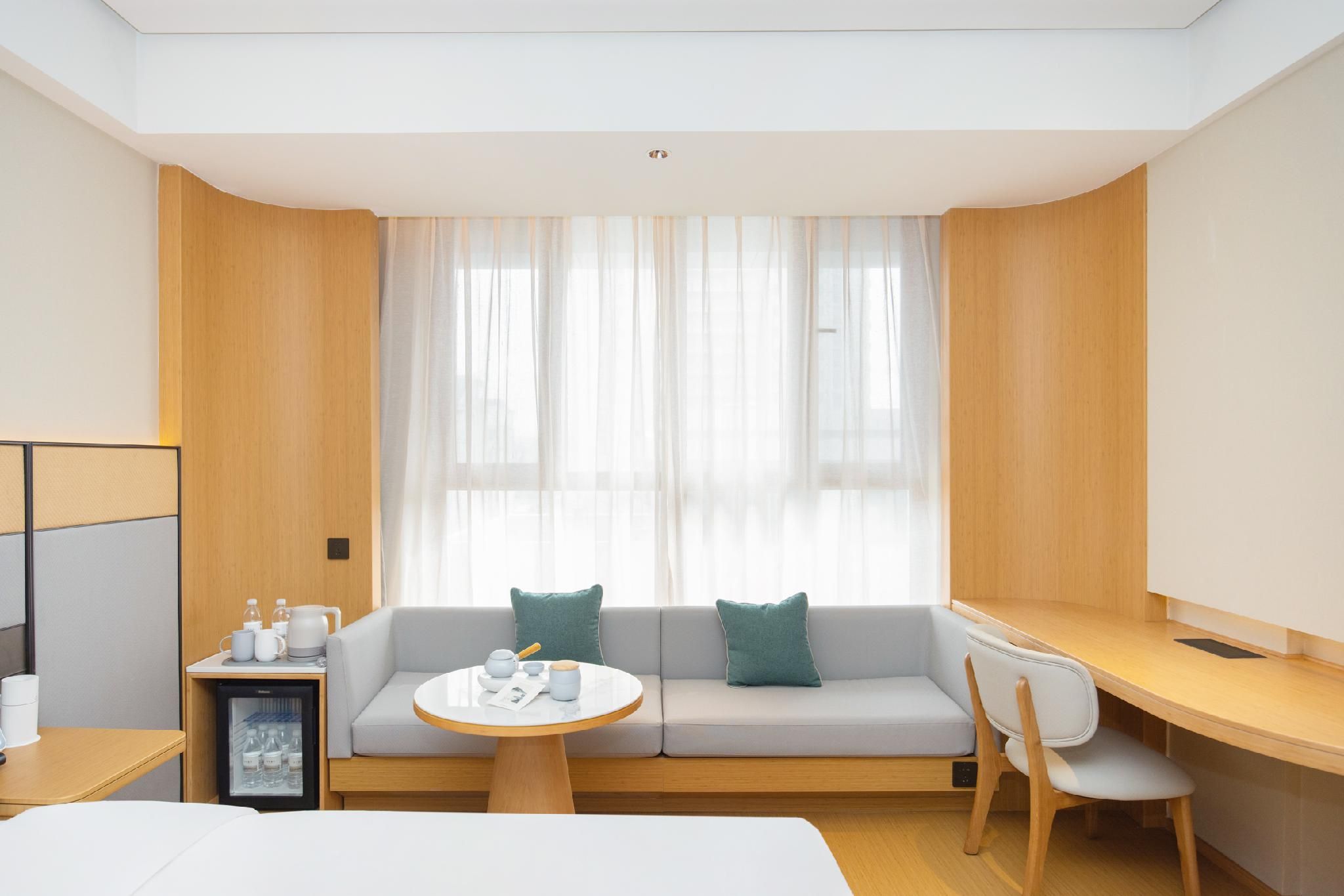Huazhu - Superior BedRoom