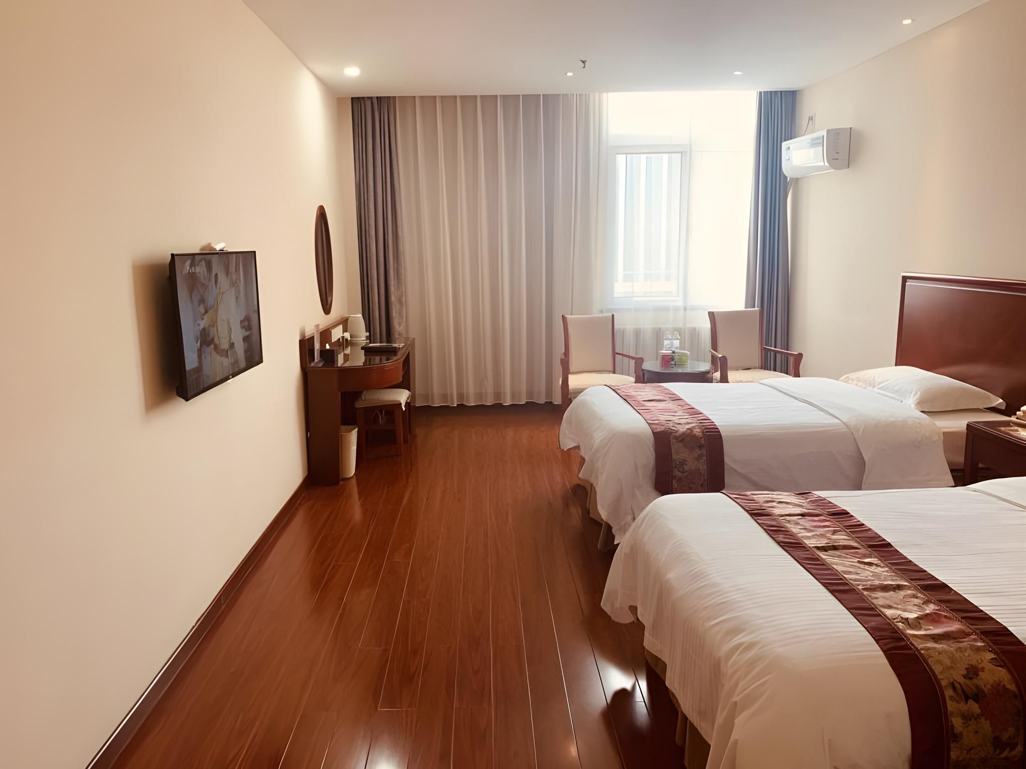 2 Bed Twin Superior Room