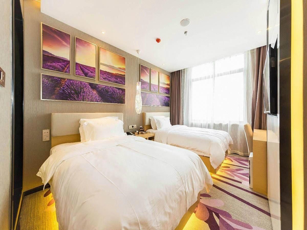 Elegant Twin Room