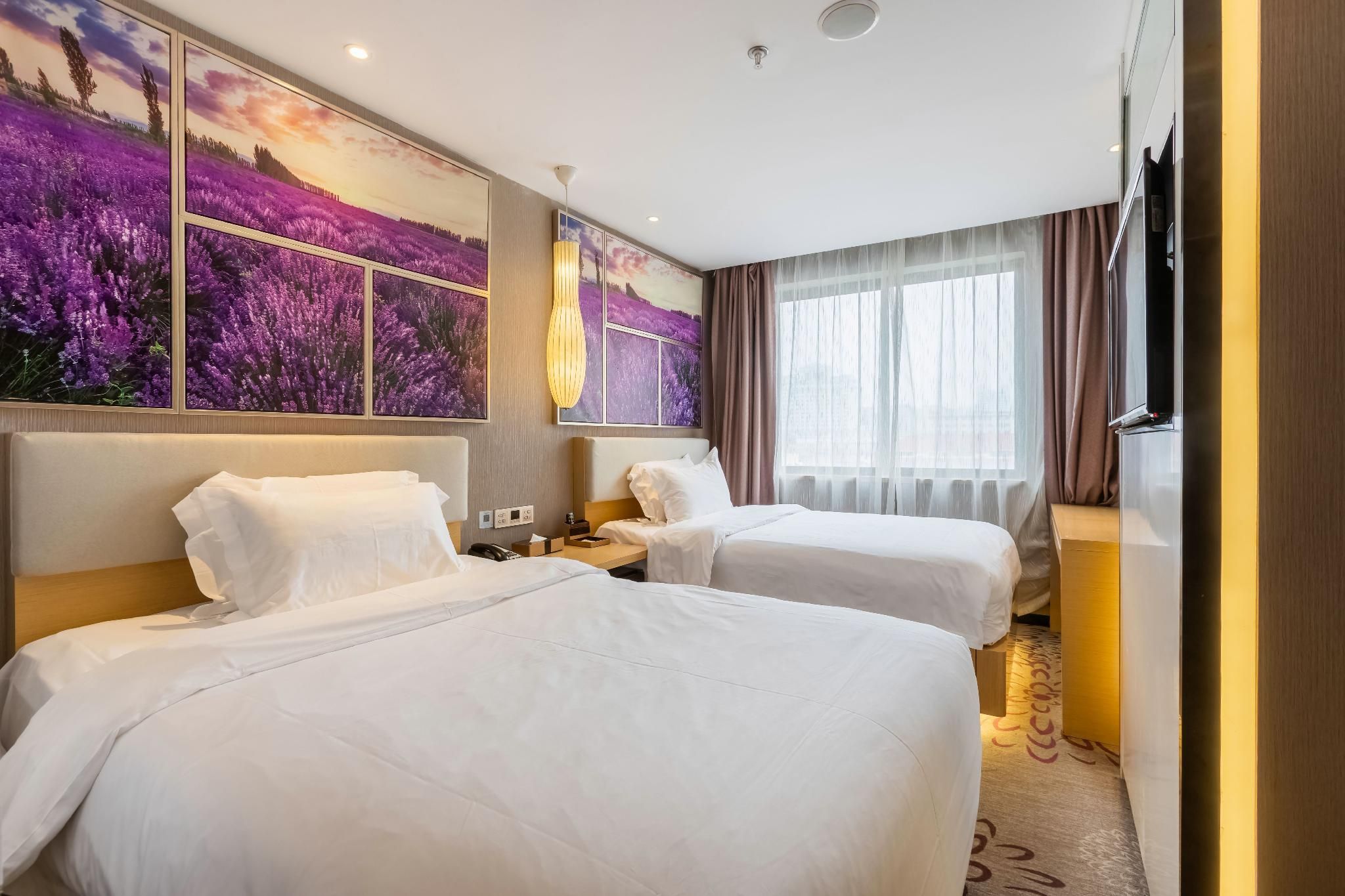 Elegant Twin Room