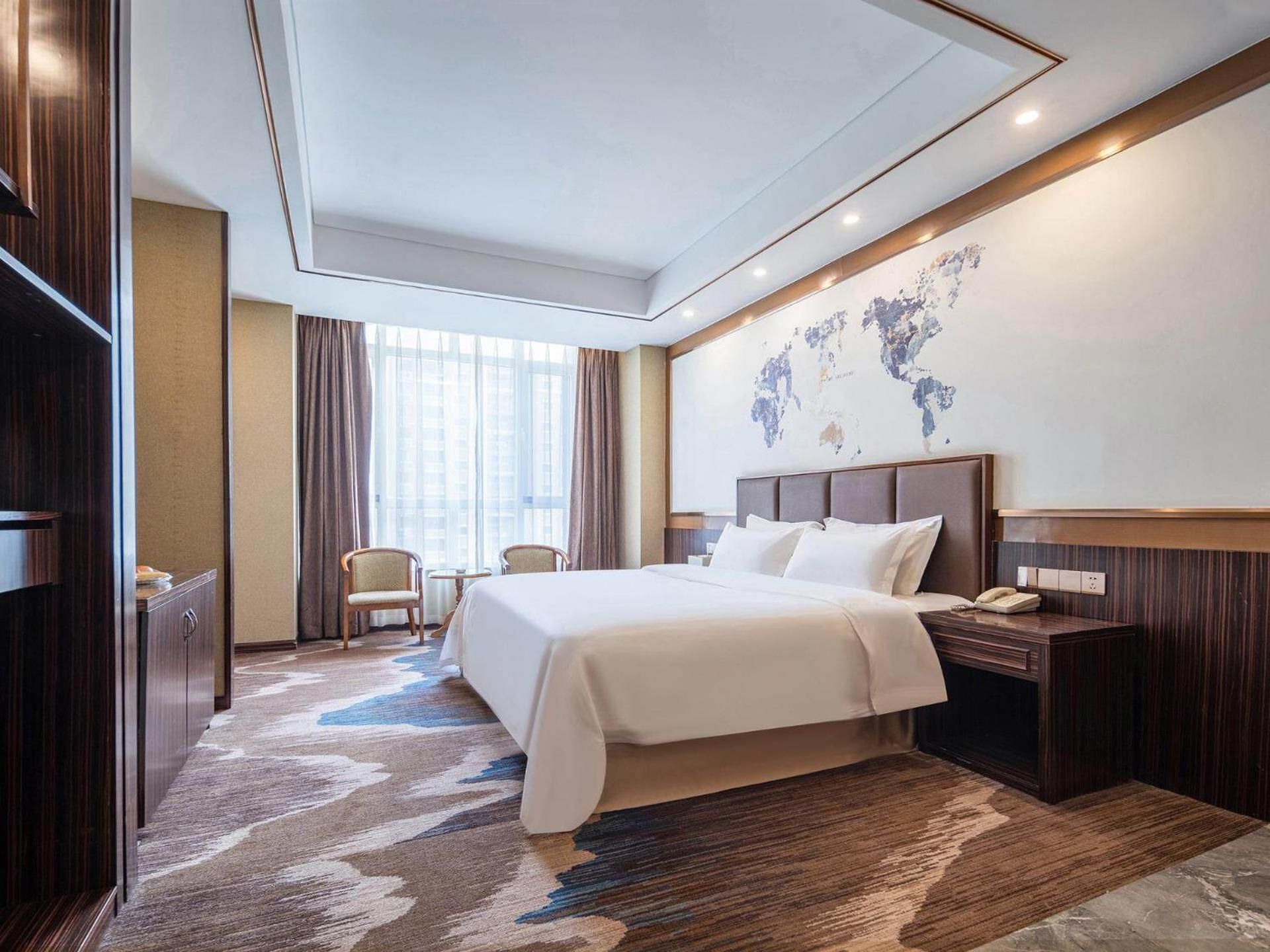 Honorable Double Room with City View