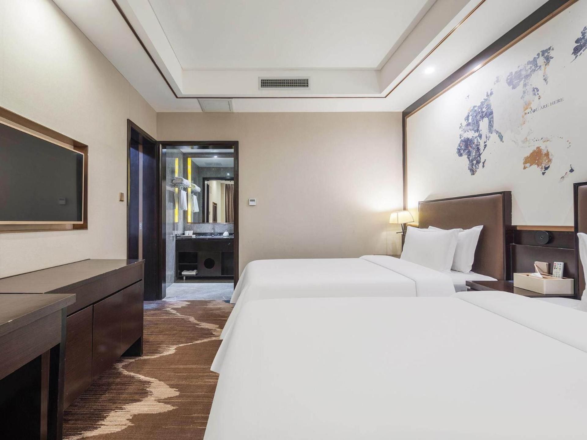 Premier Suite 