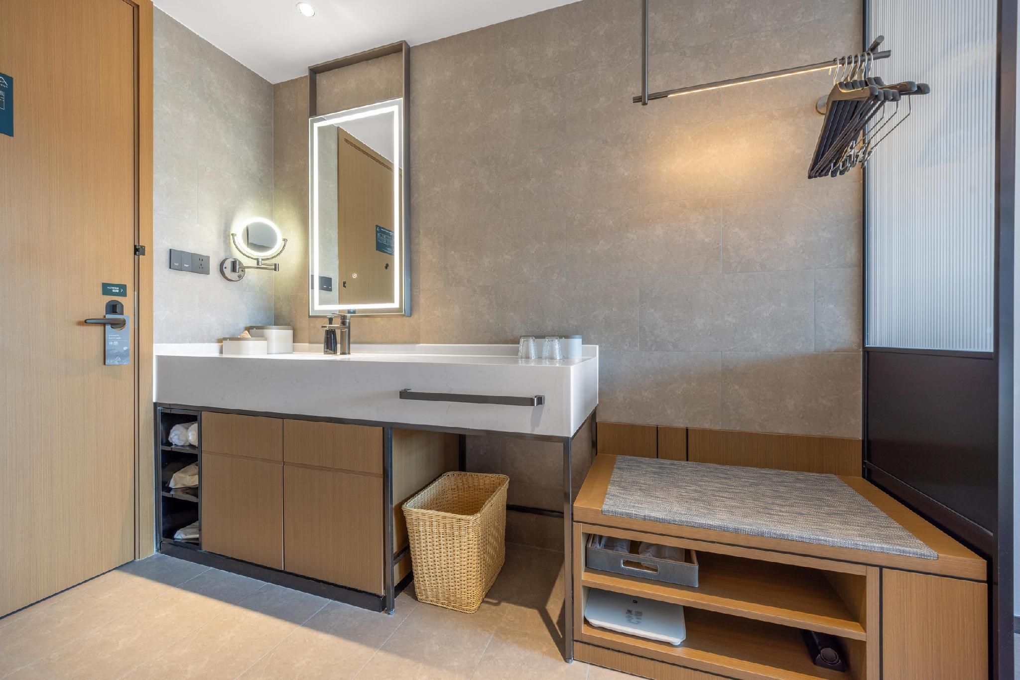 Atour - Premium Twin Room