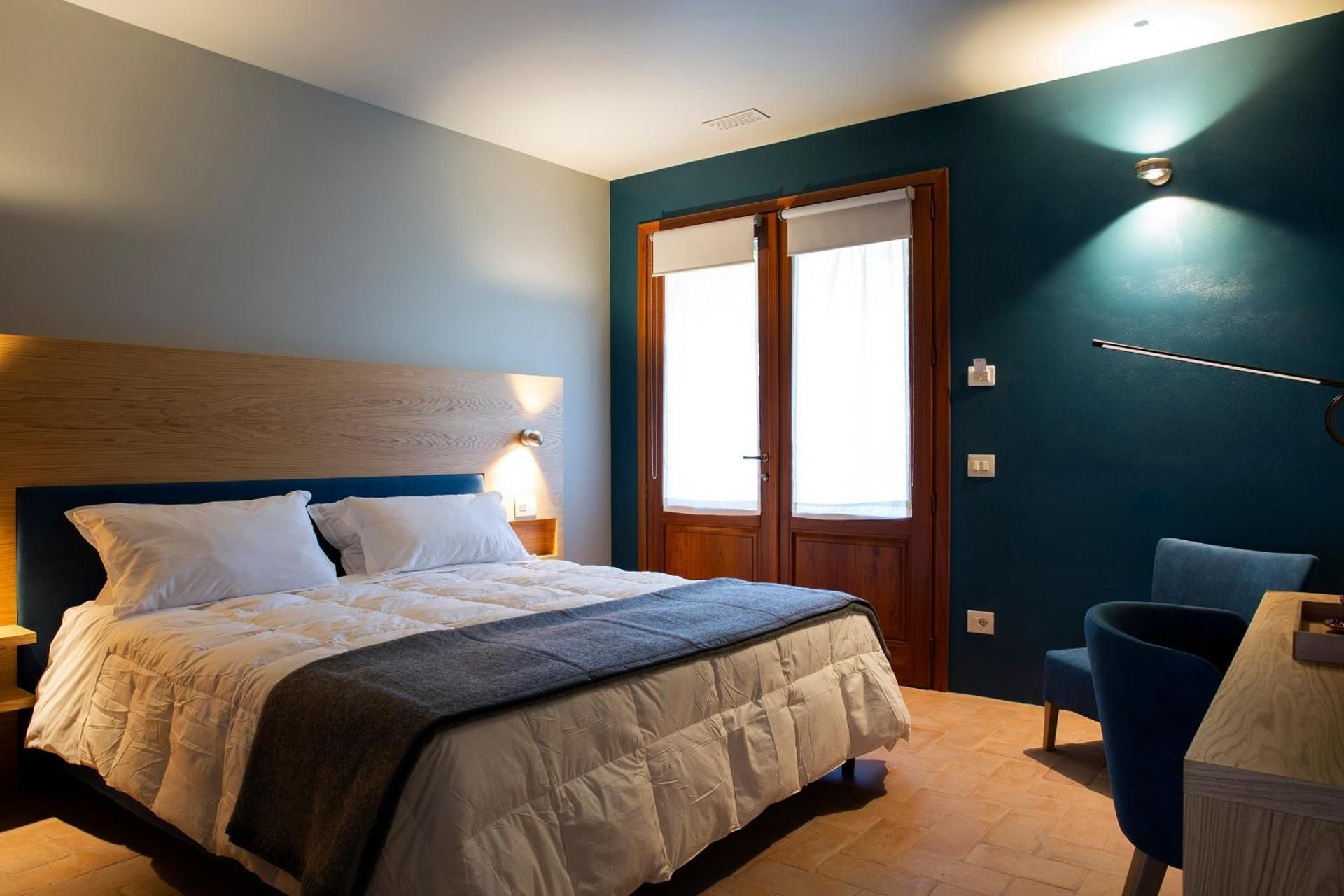 Junior Suite with Garden View