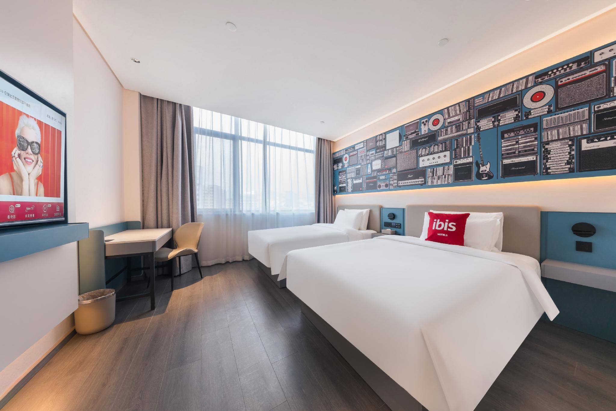 Family Twin Room