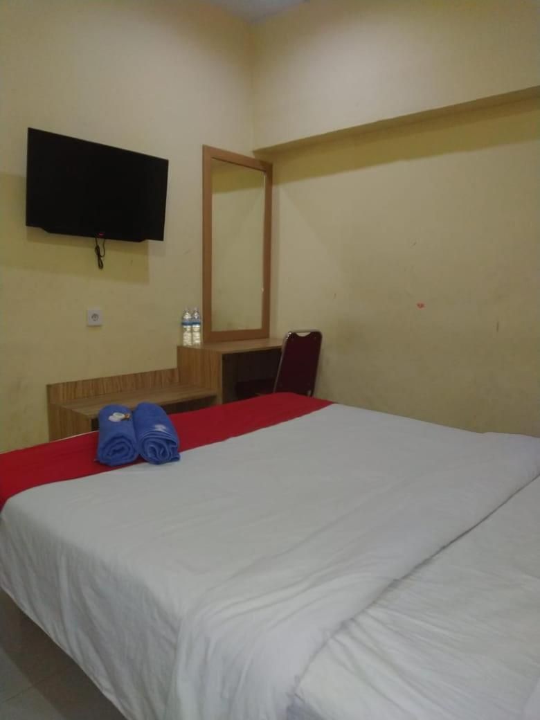 Large Single Room