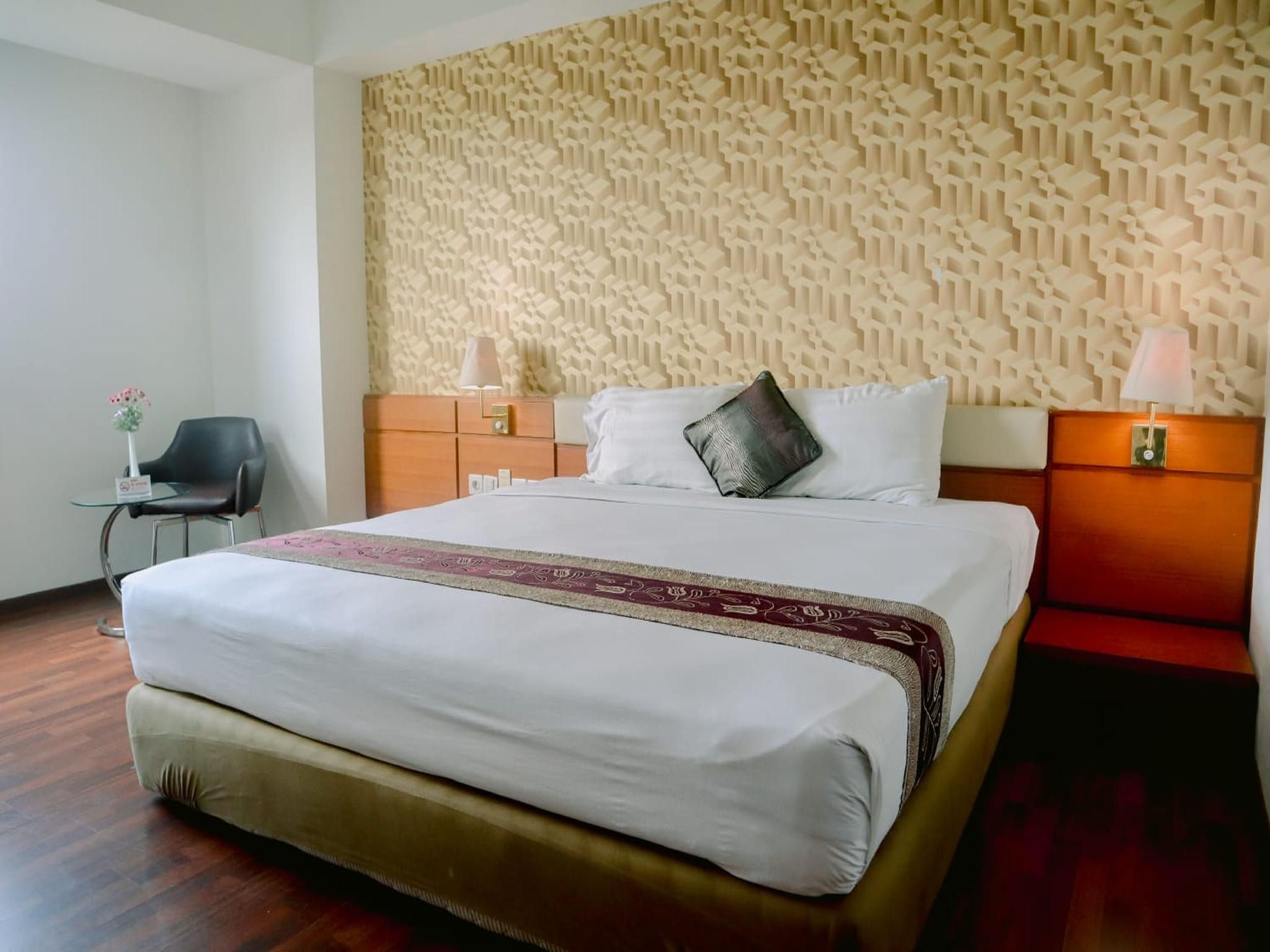 Shang Ratu Hotel Jambi Superior Double Room 2