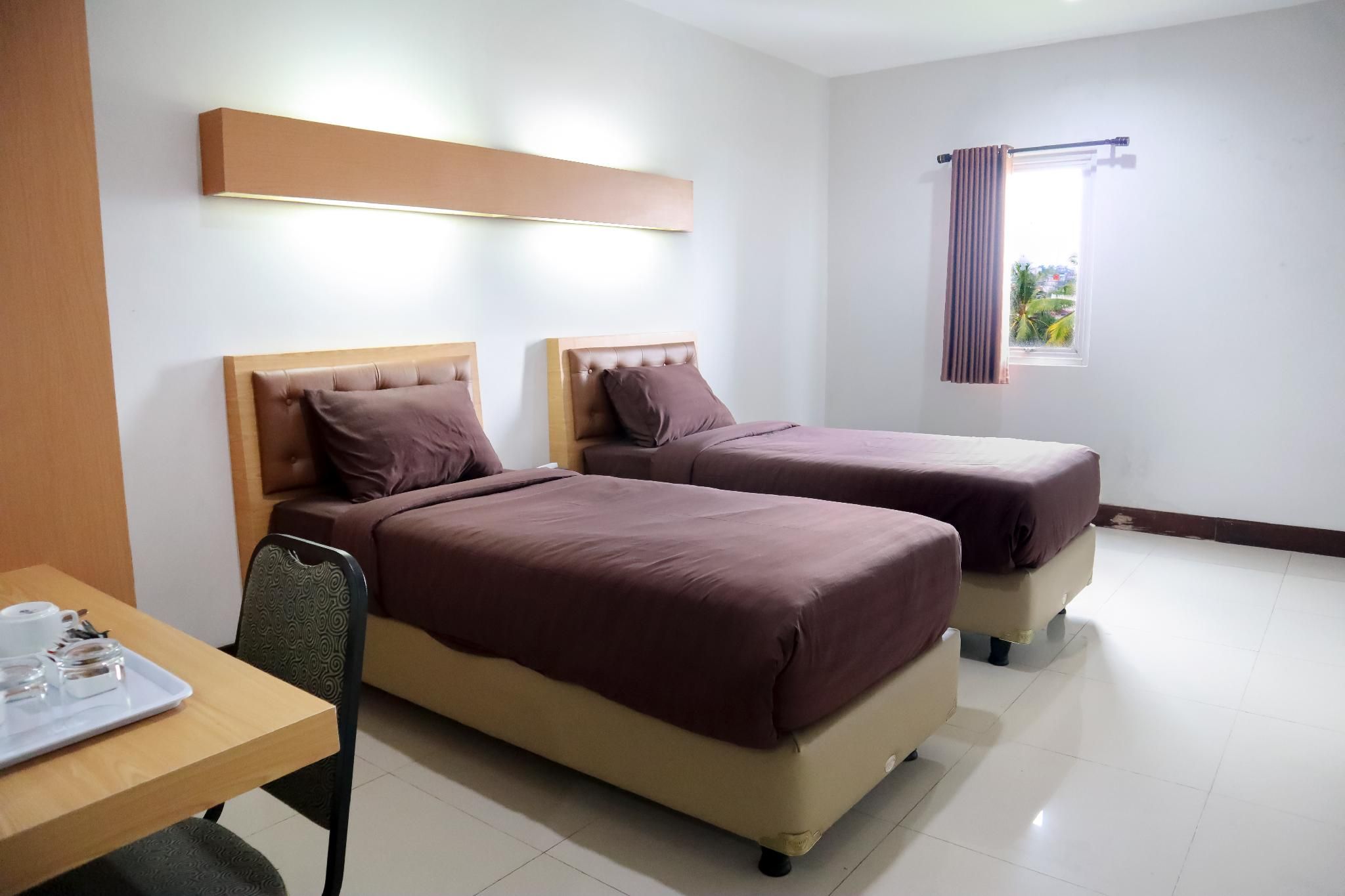 Ratu Duo Hotel Superior Twin Room