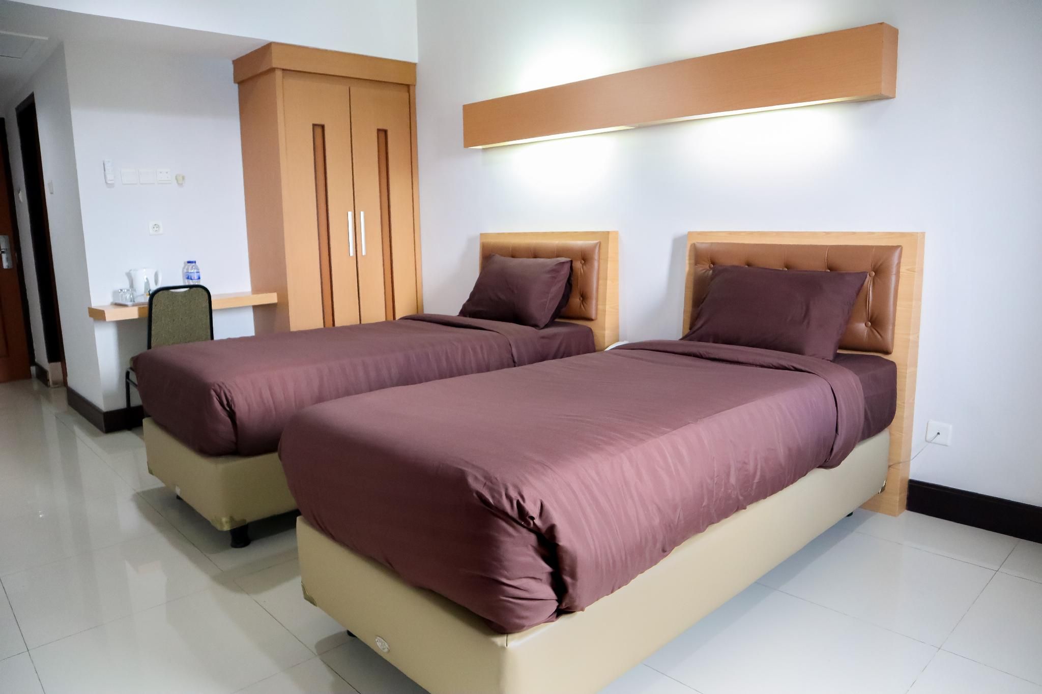 Ratu Duo Hotel Superior Twin Room 2