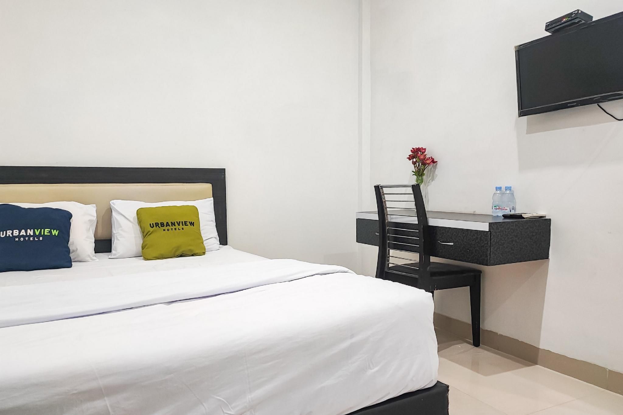 Urbanview Hotel Syariah near RSIA Annisa Jelutung Jambi Standard Room 3