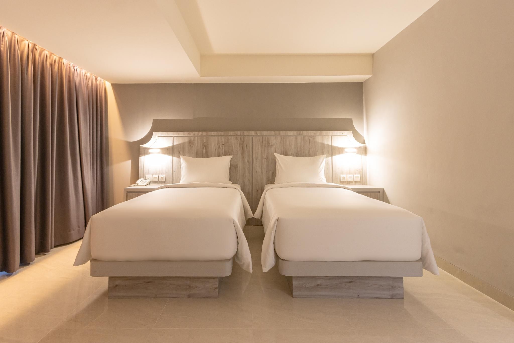 Grand Makmur Hotel Jambi Superior - Non-Smoking 2