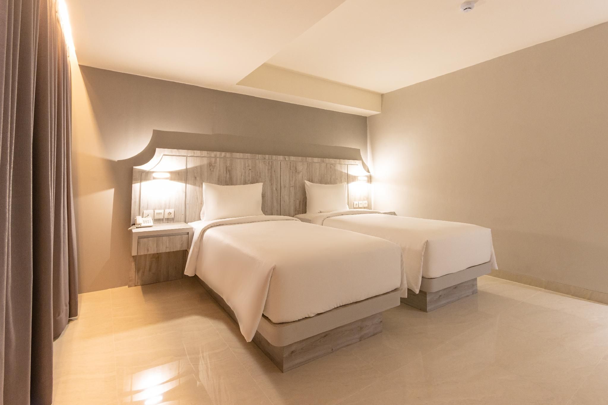 Grand Makmur Hotel Jambi Deluxe Non-Smoking 2