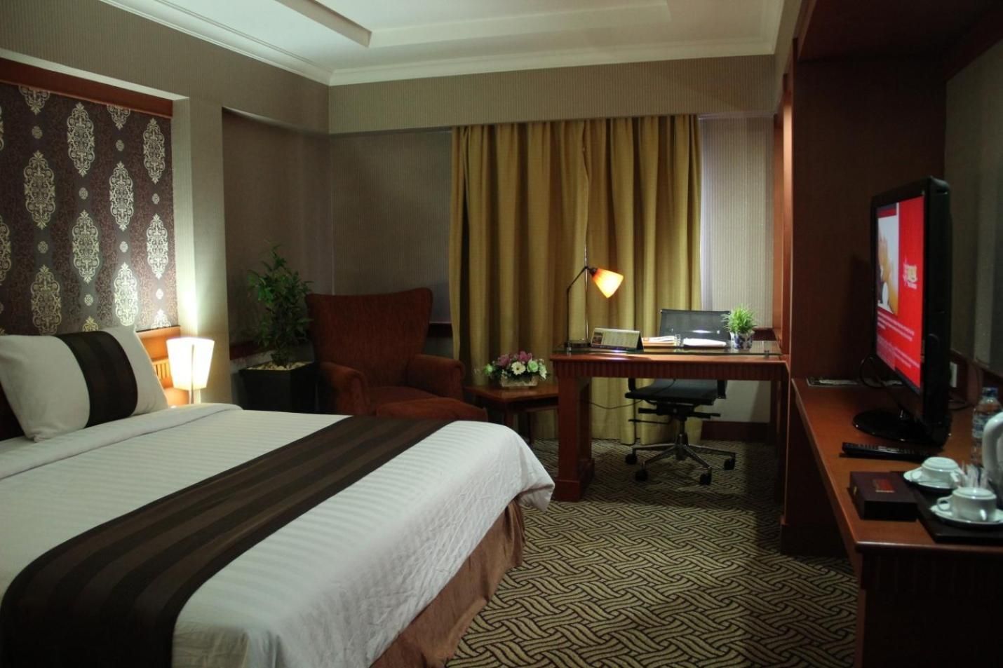 Abadi Suite Hotel & Tower Jambi Superior Room 2