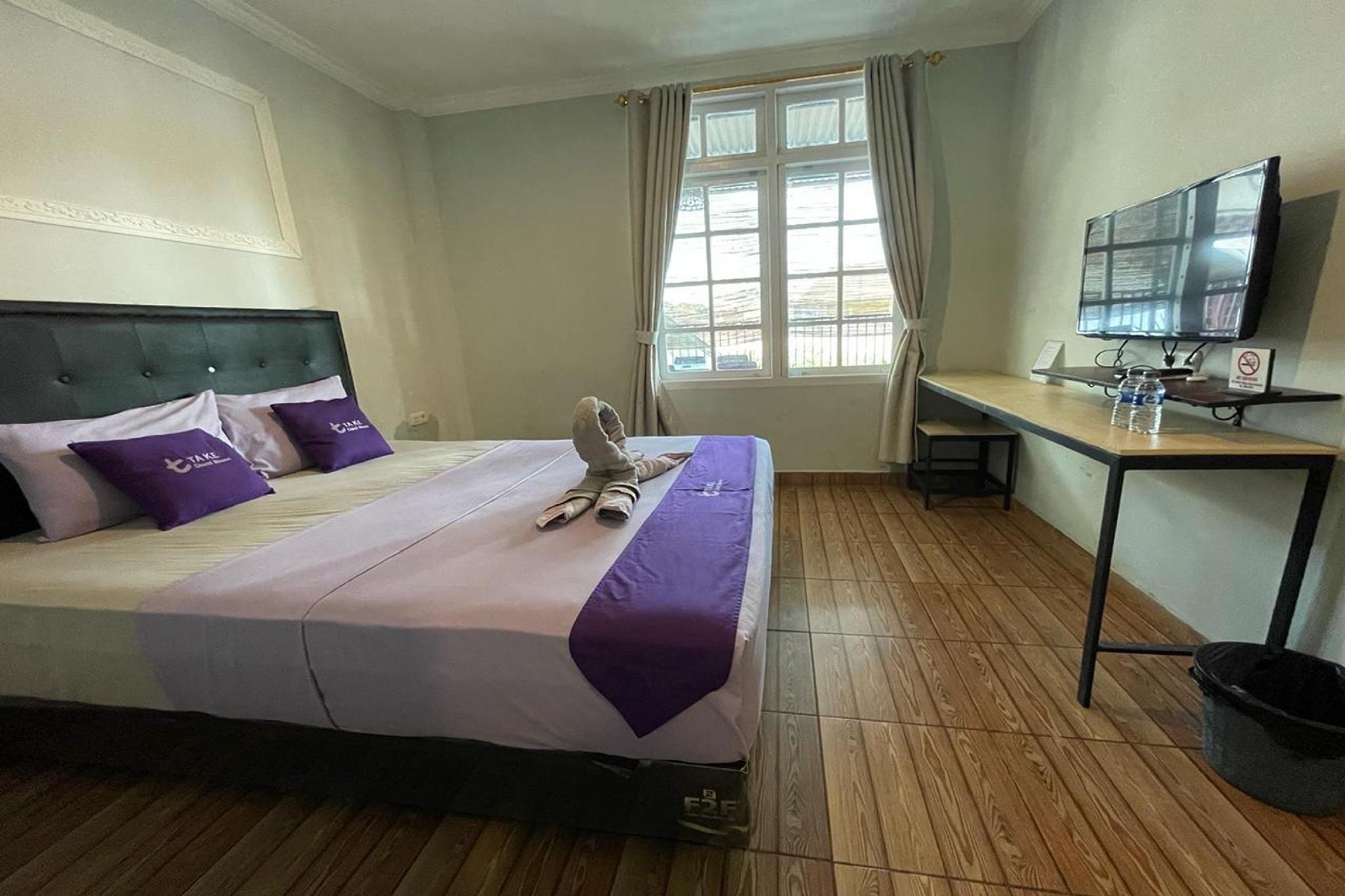 Take Guesthouse 2 Deluxe Double Room