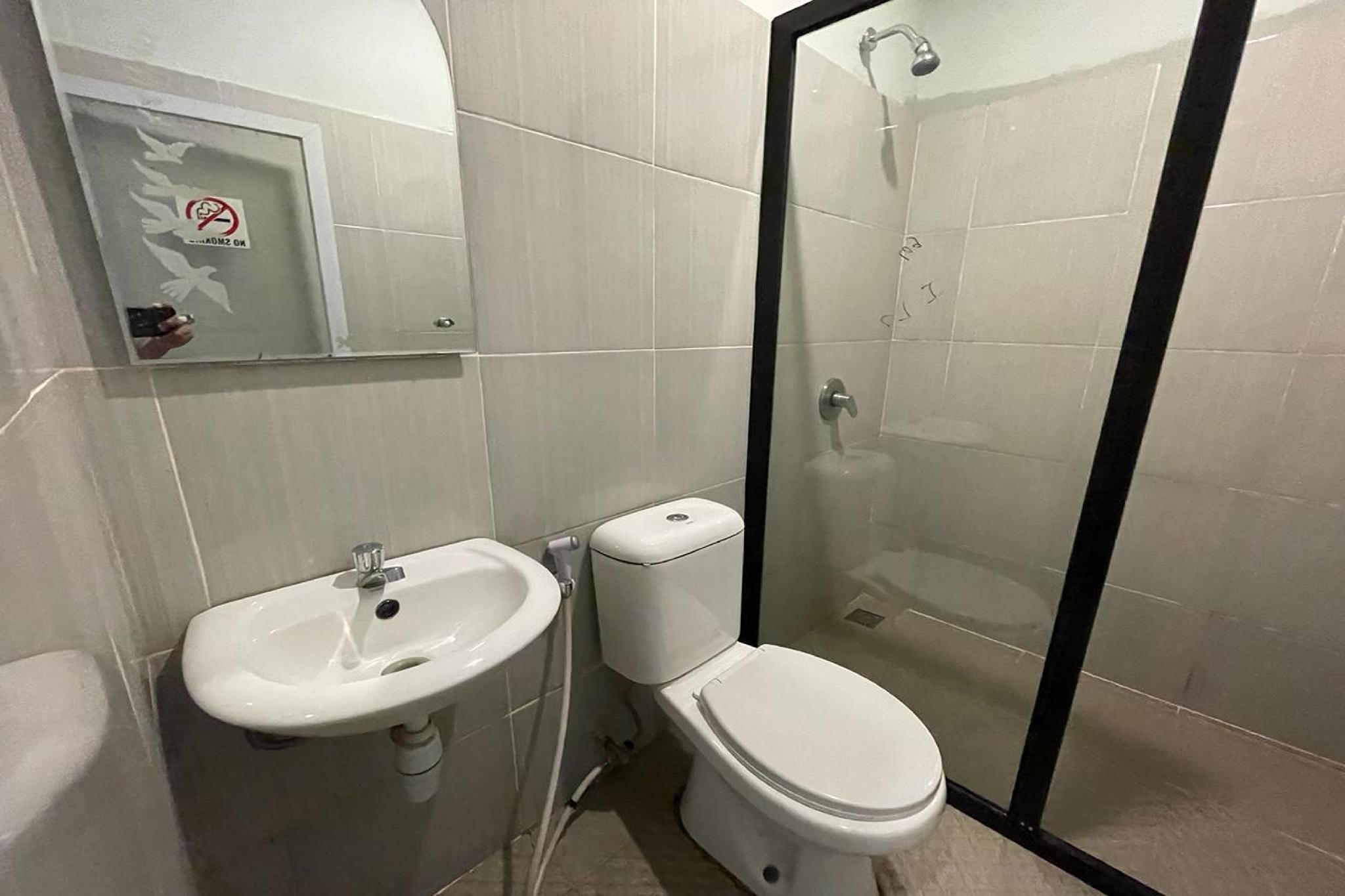 Take Guesthouse 2 Deluxe Double Room 2