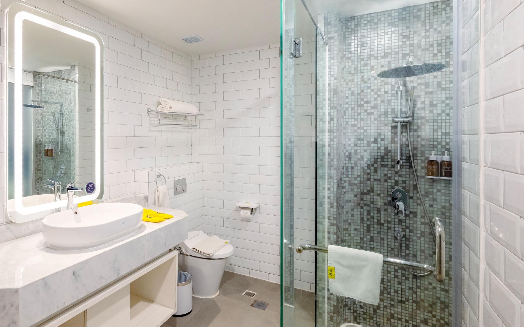 YELLO Hotel Jambi Yello Suite 3