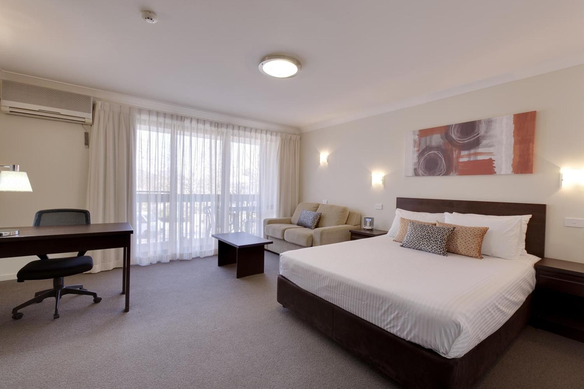 Executive Queen Room with Balcony