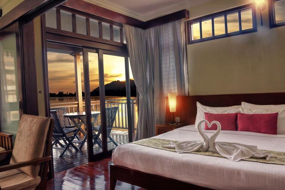 Premier Chalet with View