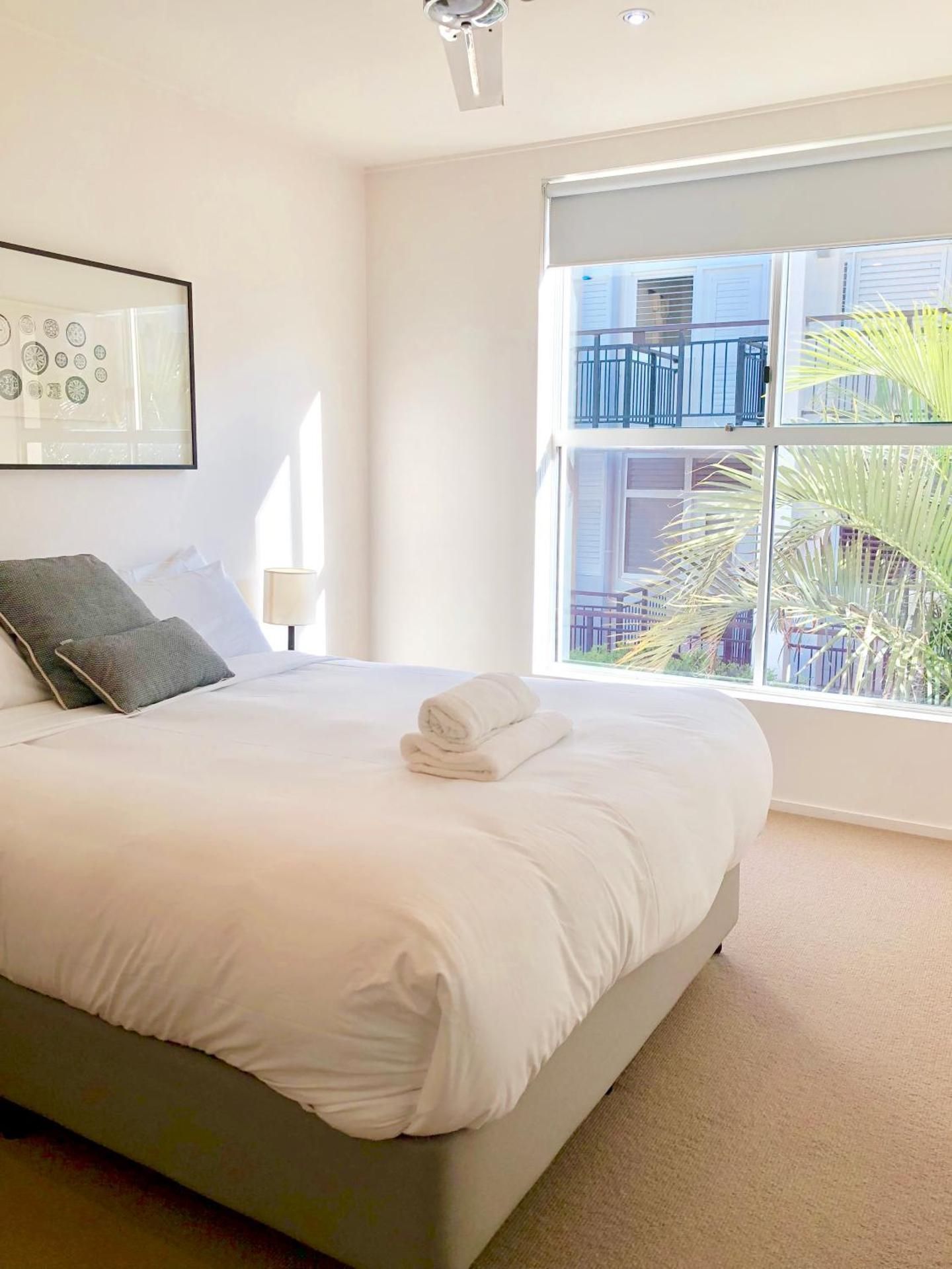 One-Bedroom Apartment (213)