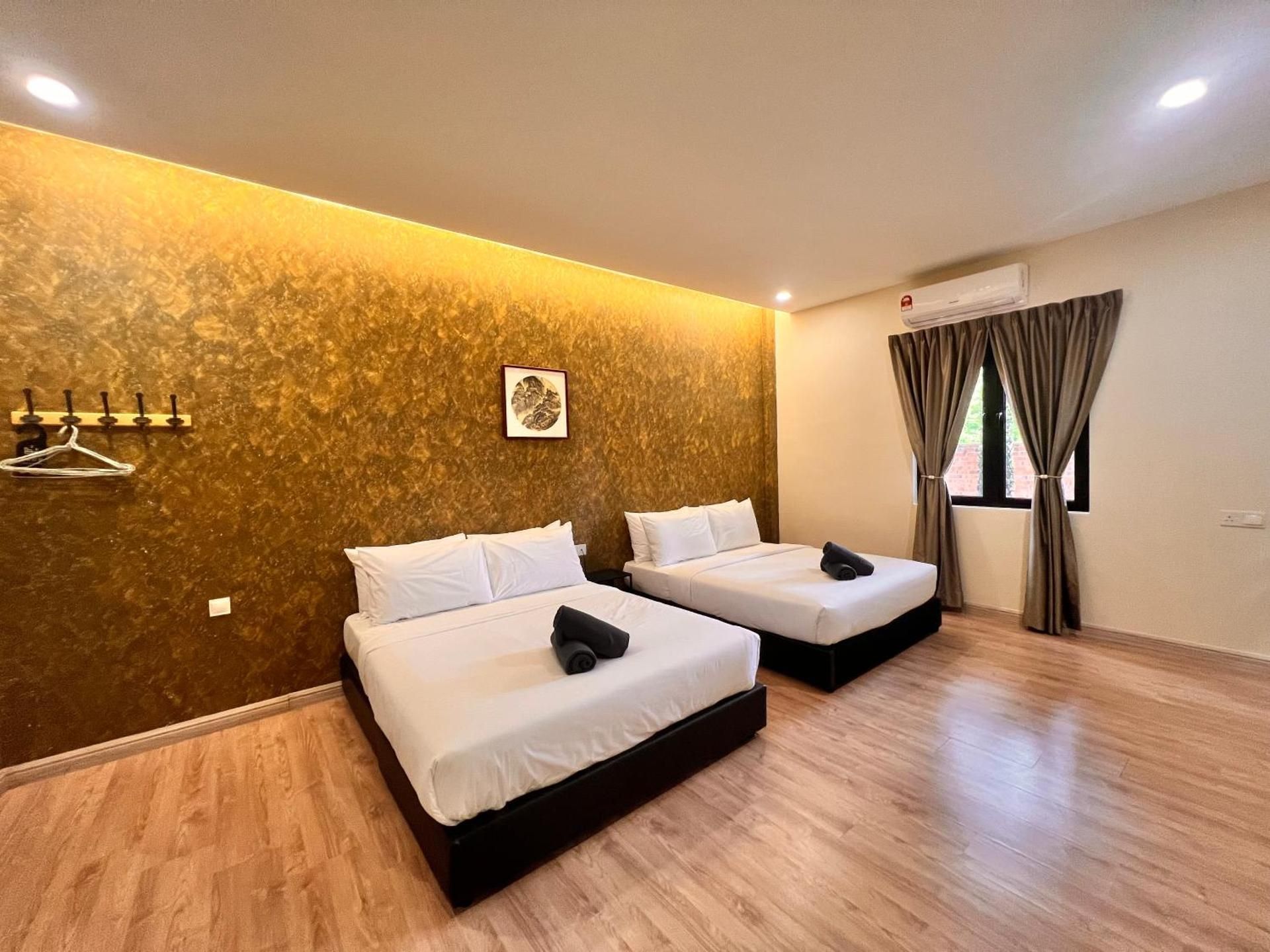 Superior Quadruple Room