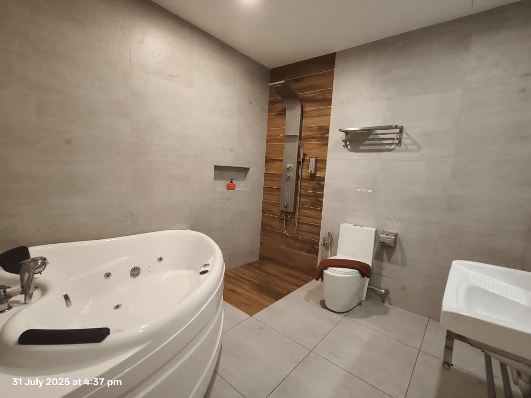 Jacuzzi Standard Room