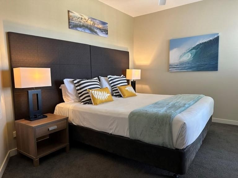 One Bedroom Spa Suite with Ocean View