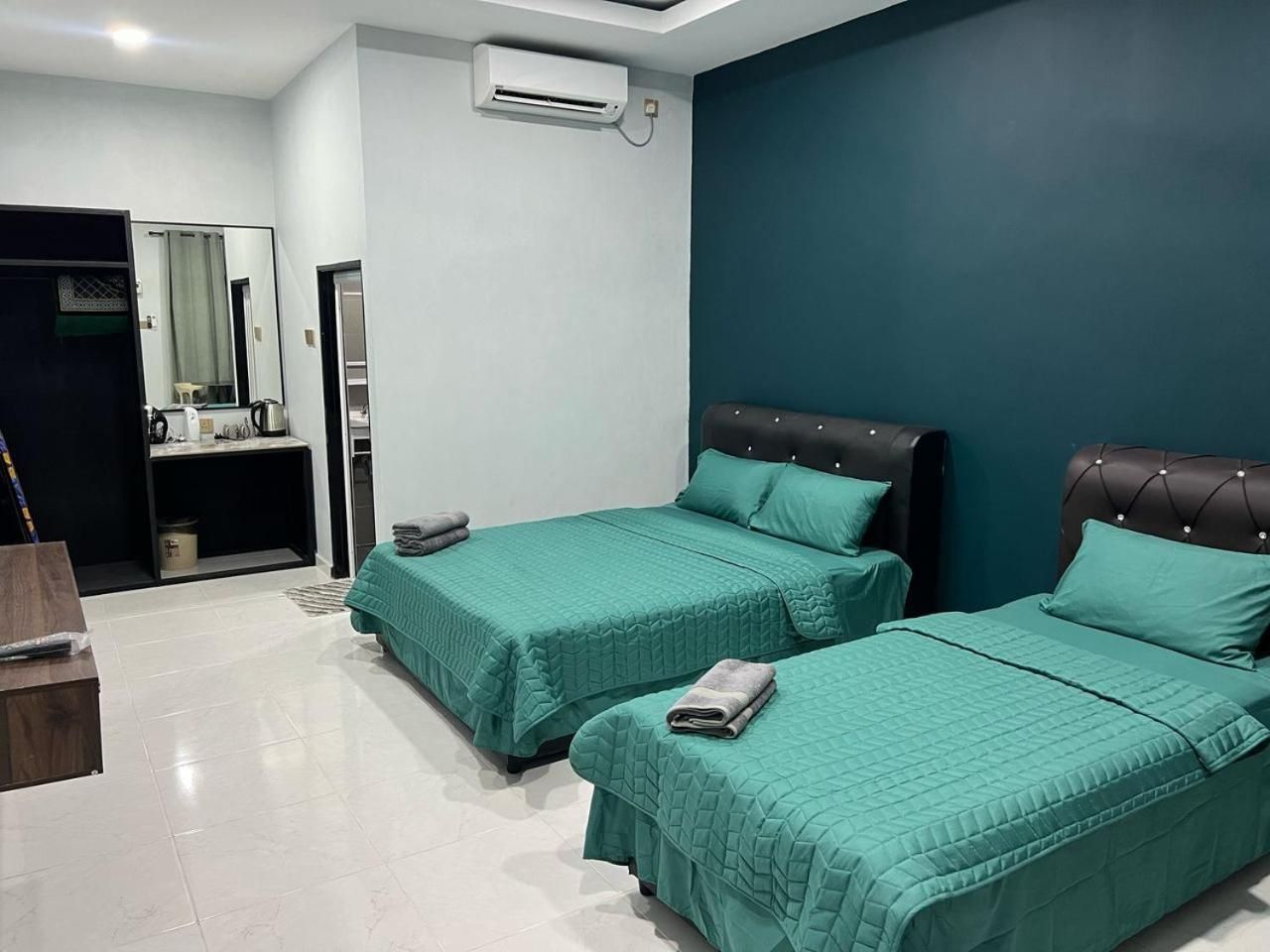 Deluxe Triple Room