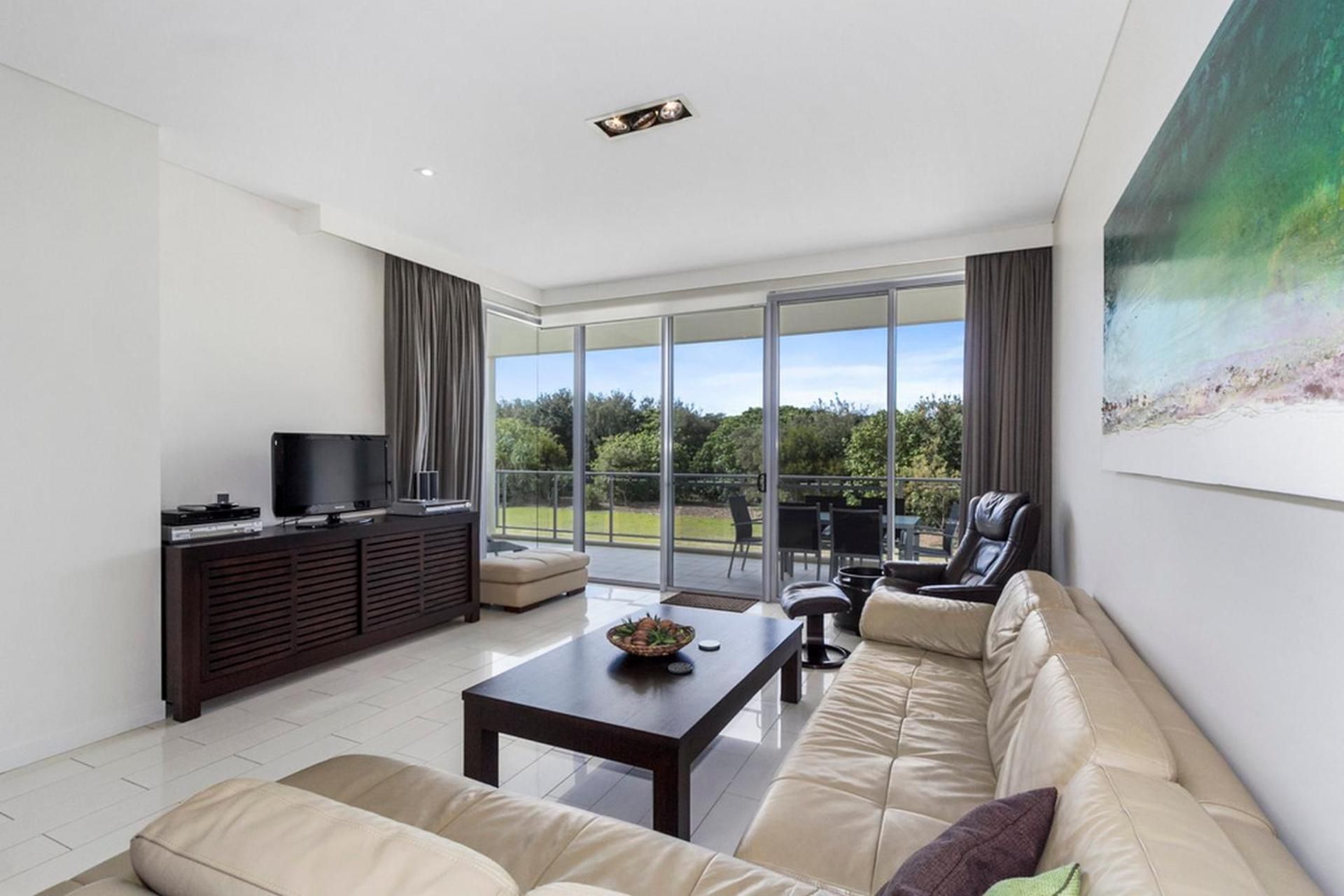 Three-Bedroom Apartment Ground Floor (1124)