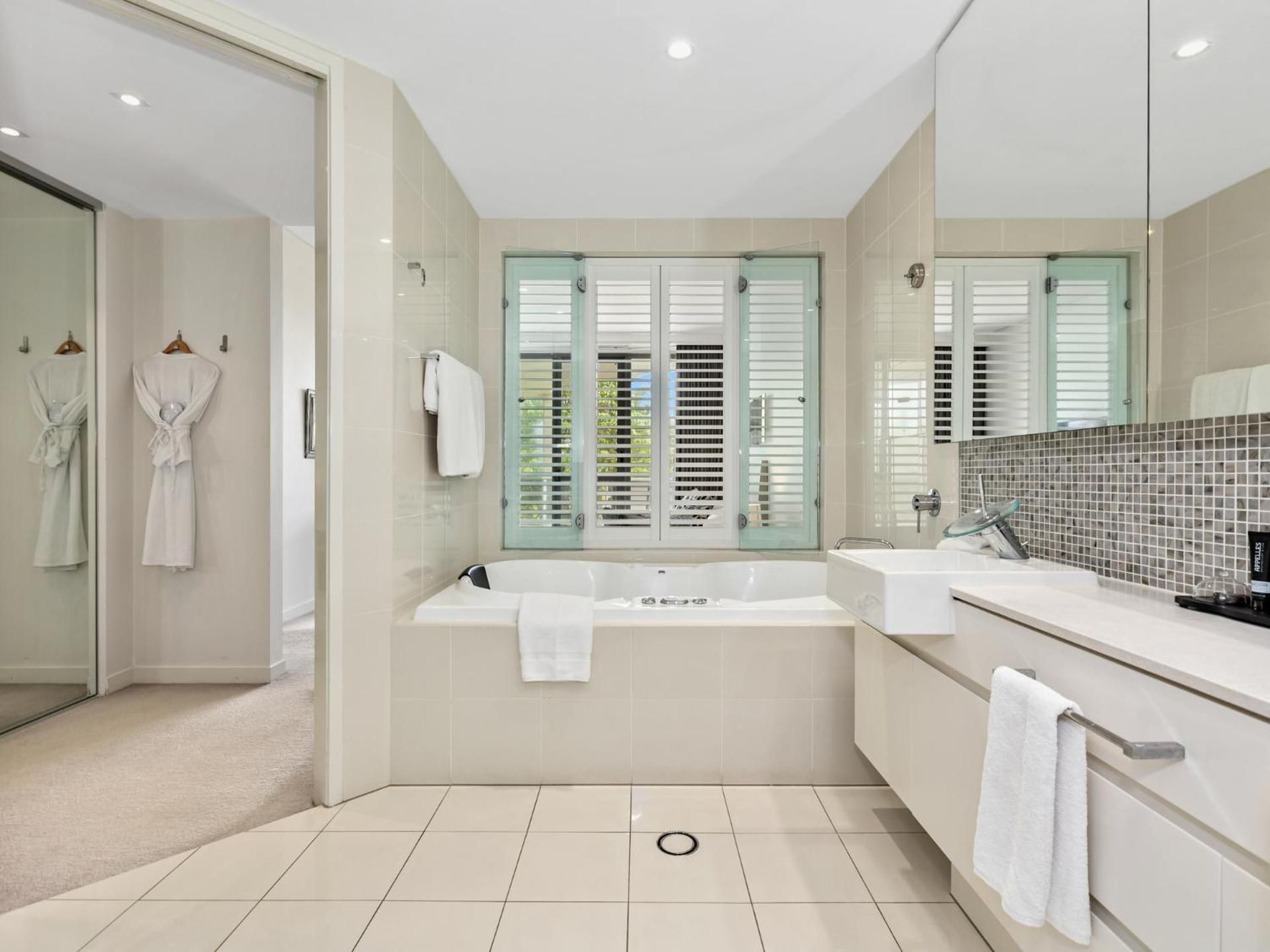 Three-bedroom Ground Floor (1122)