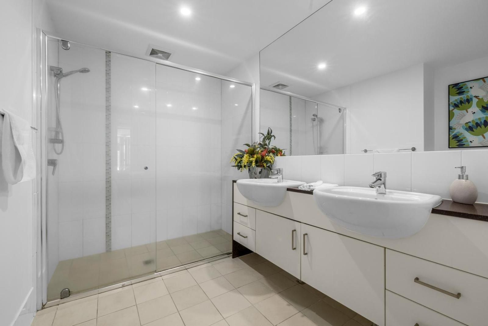 Three-Bedroom Premium Apartment