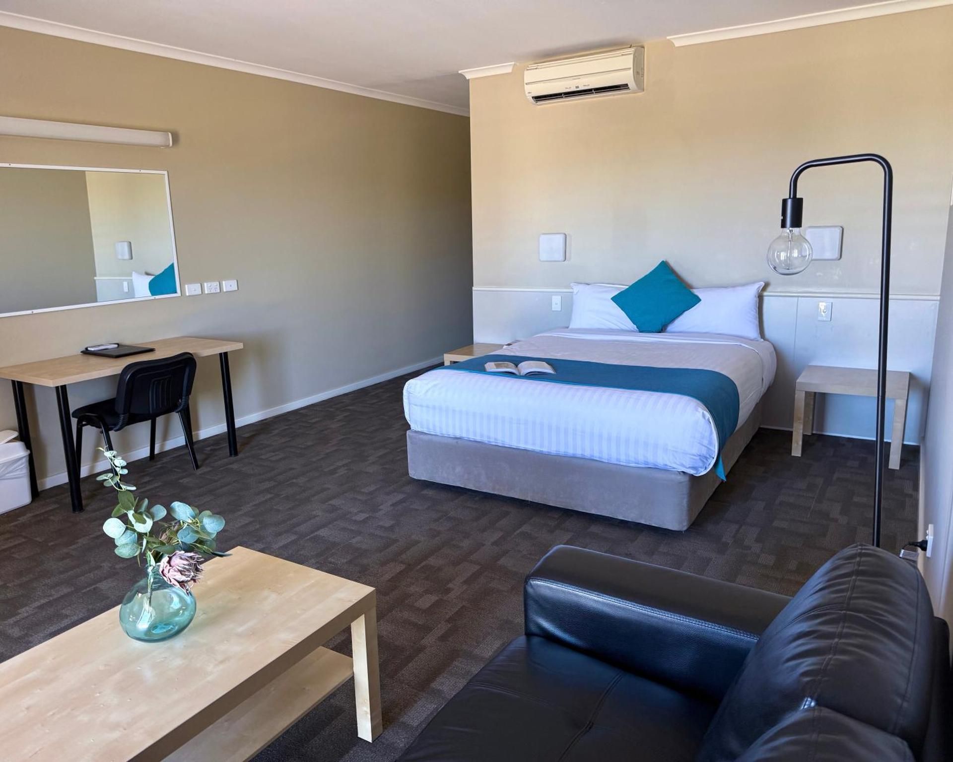 Queen Room with Balcony