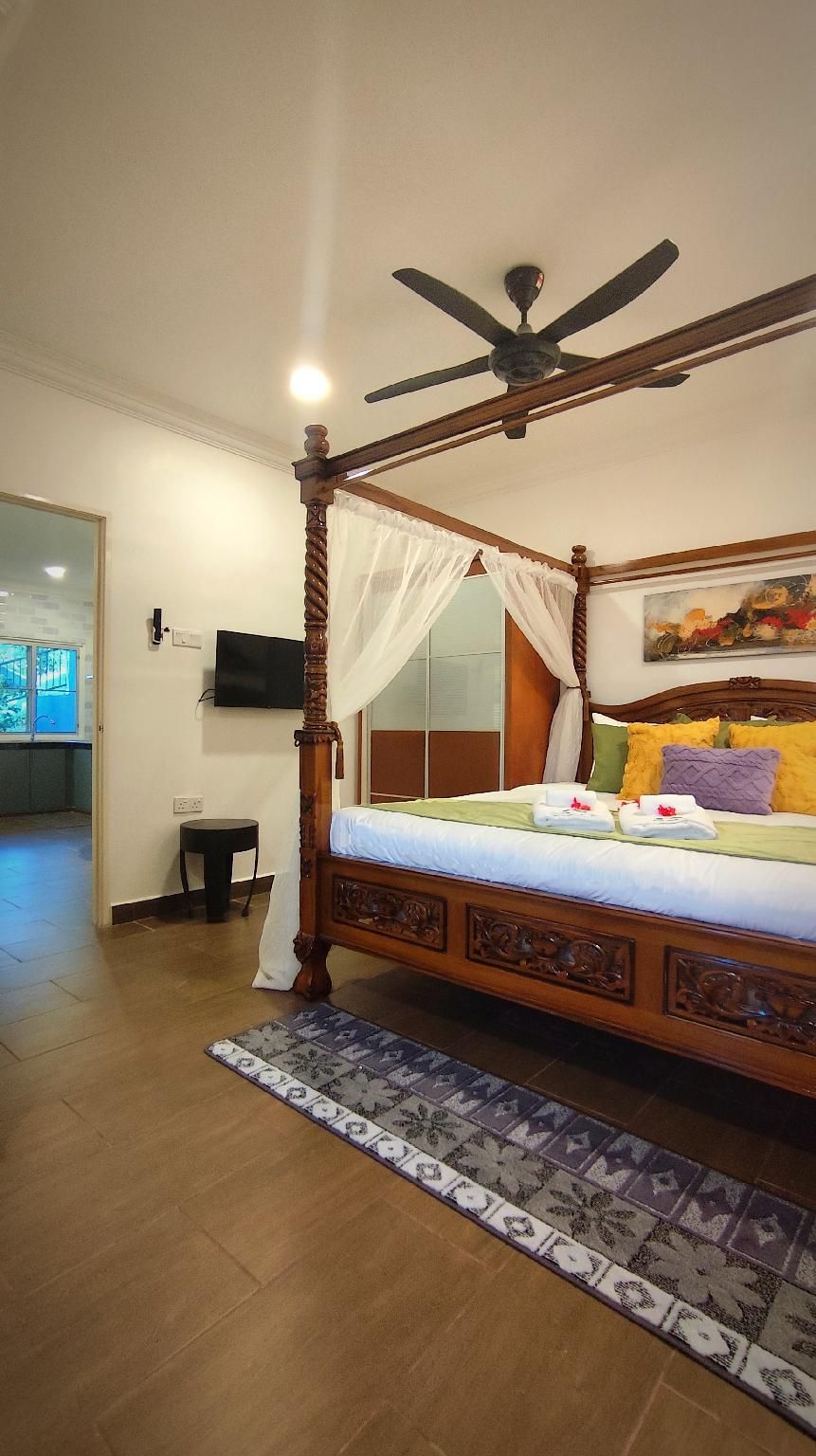 Suite King Room with Mountain View