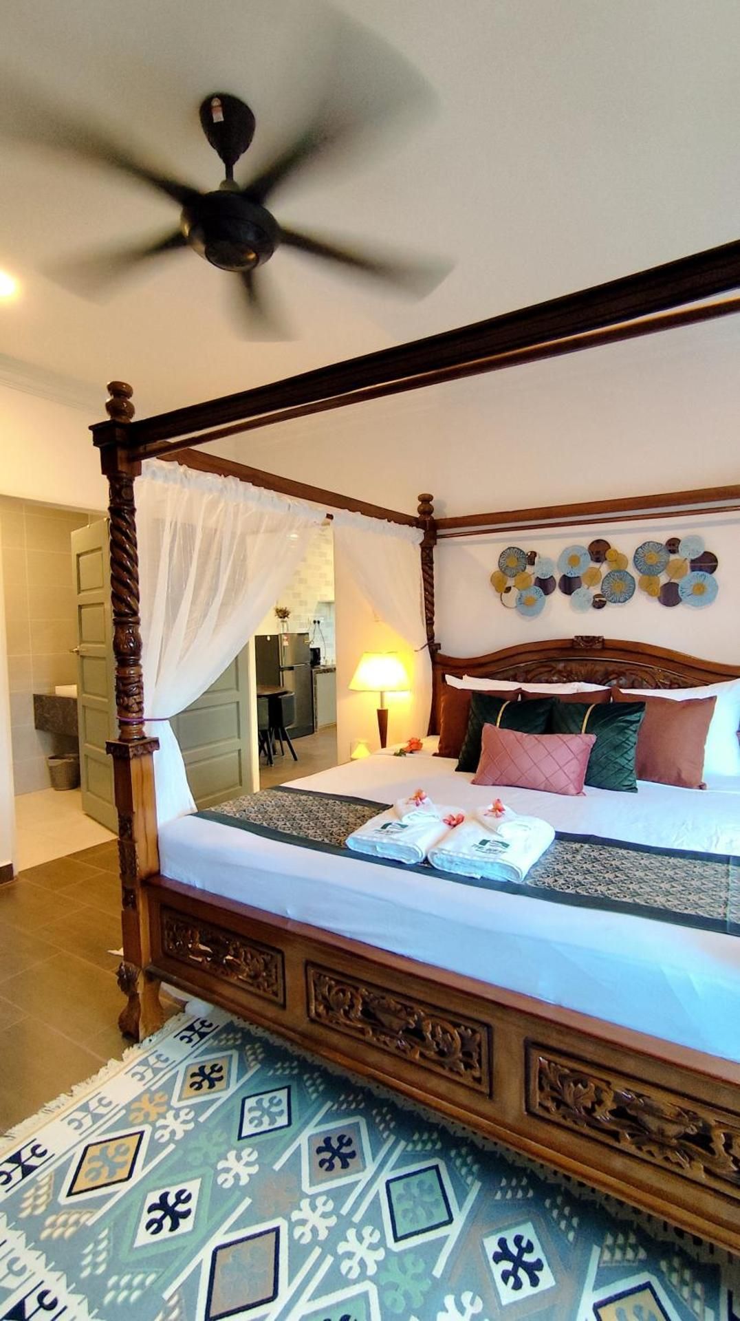 King Suite with Balcony