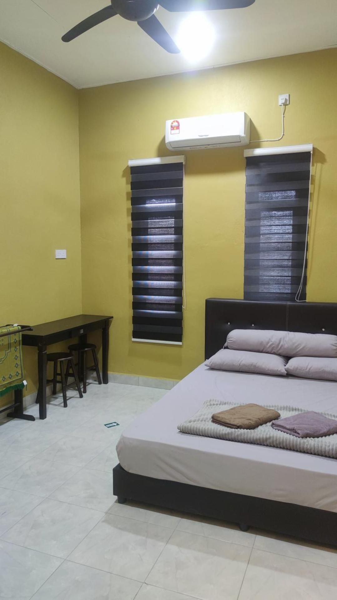 Double Room with Shared Bathroom