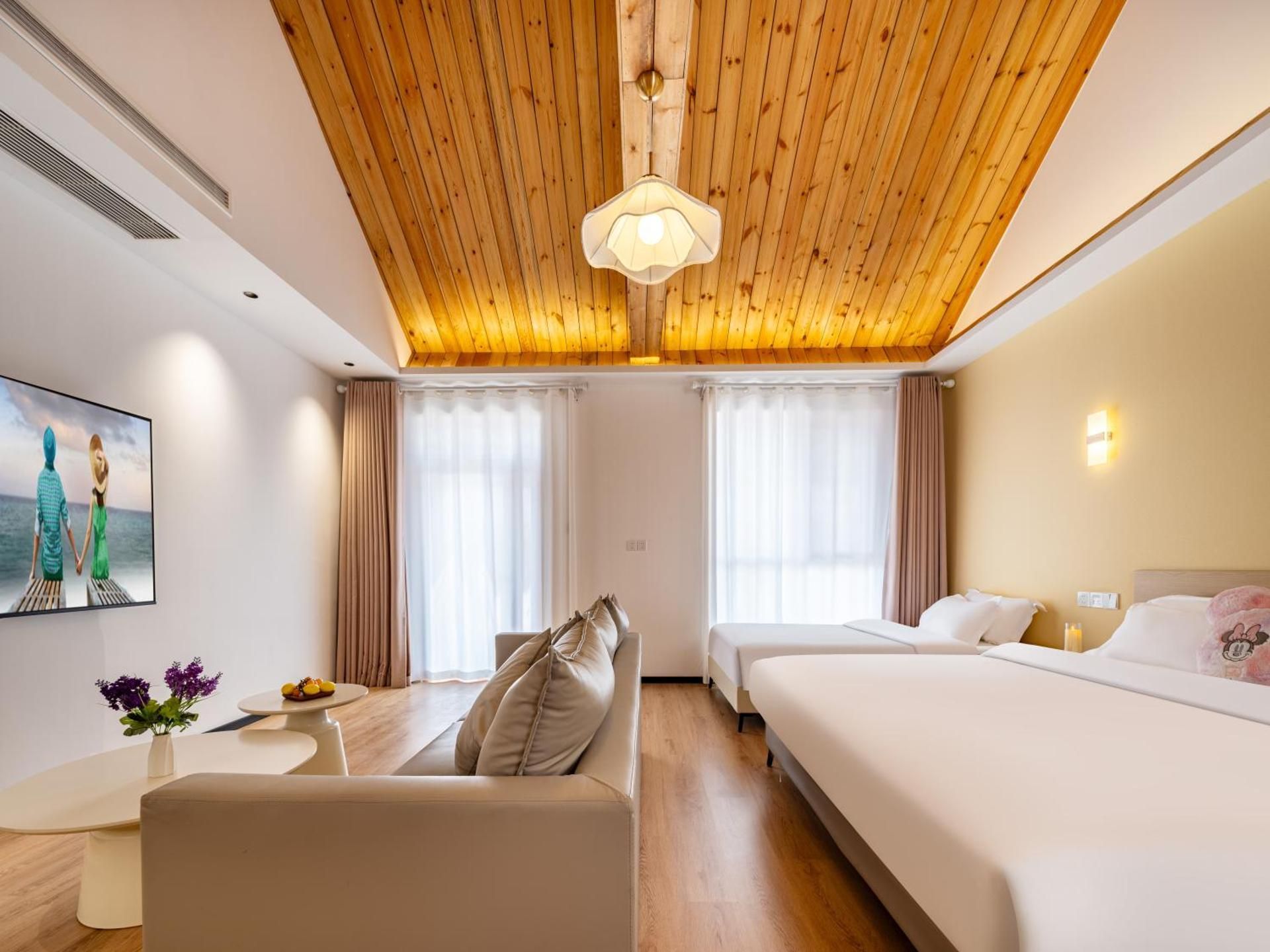 Standard Family Room