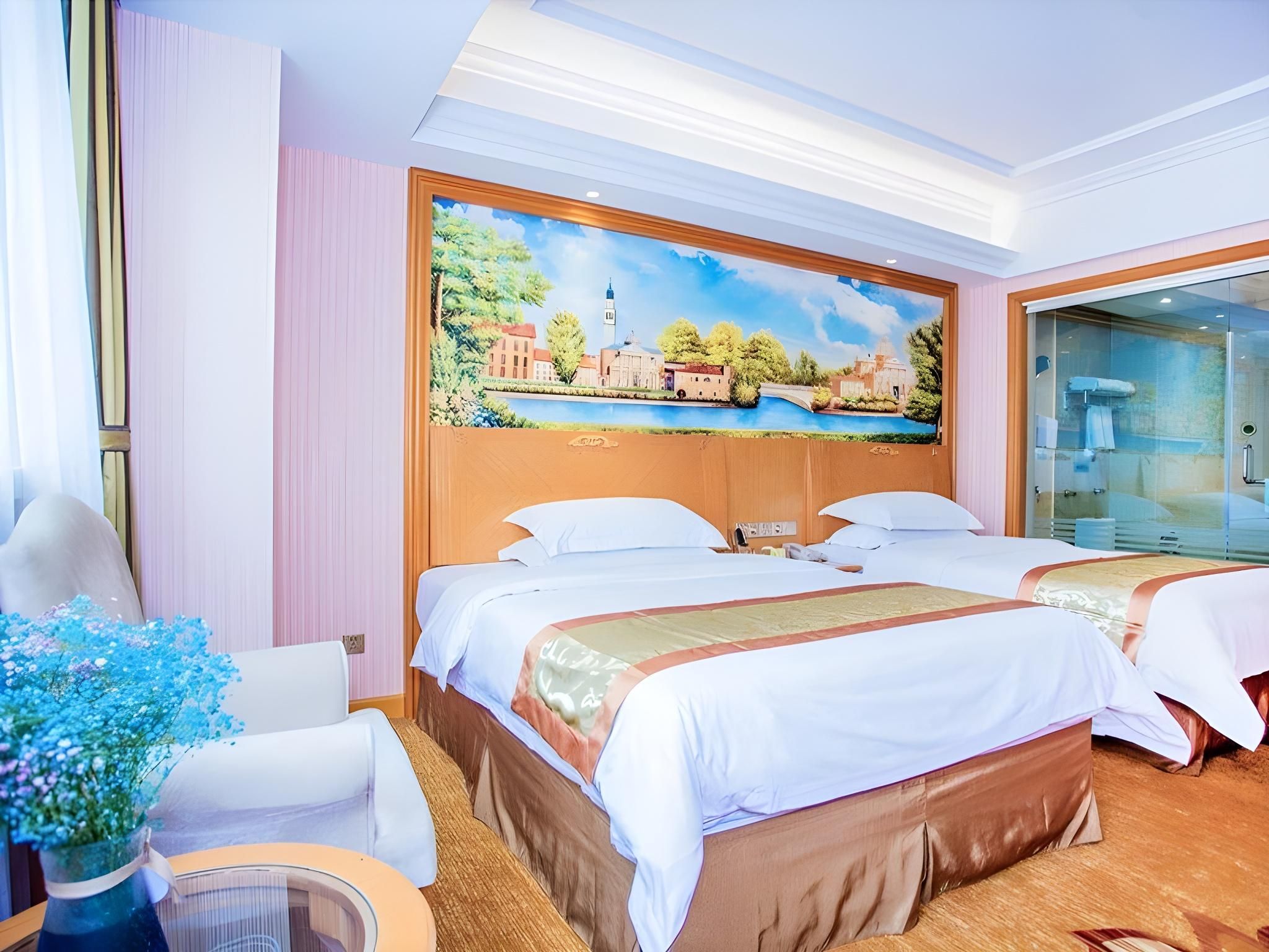 Deluxe Family Room