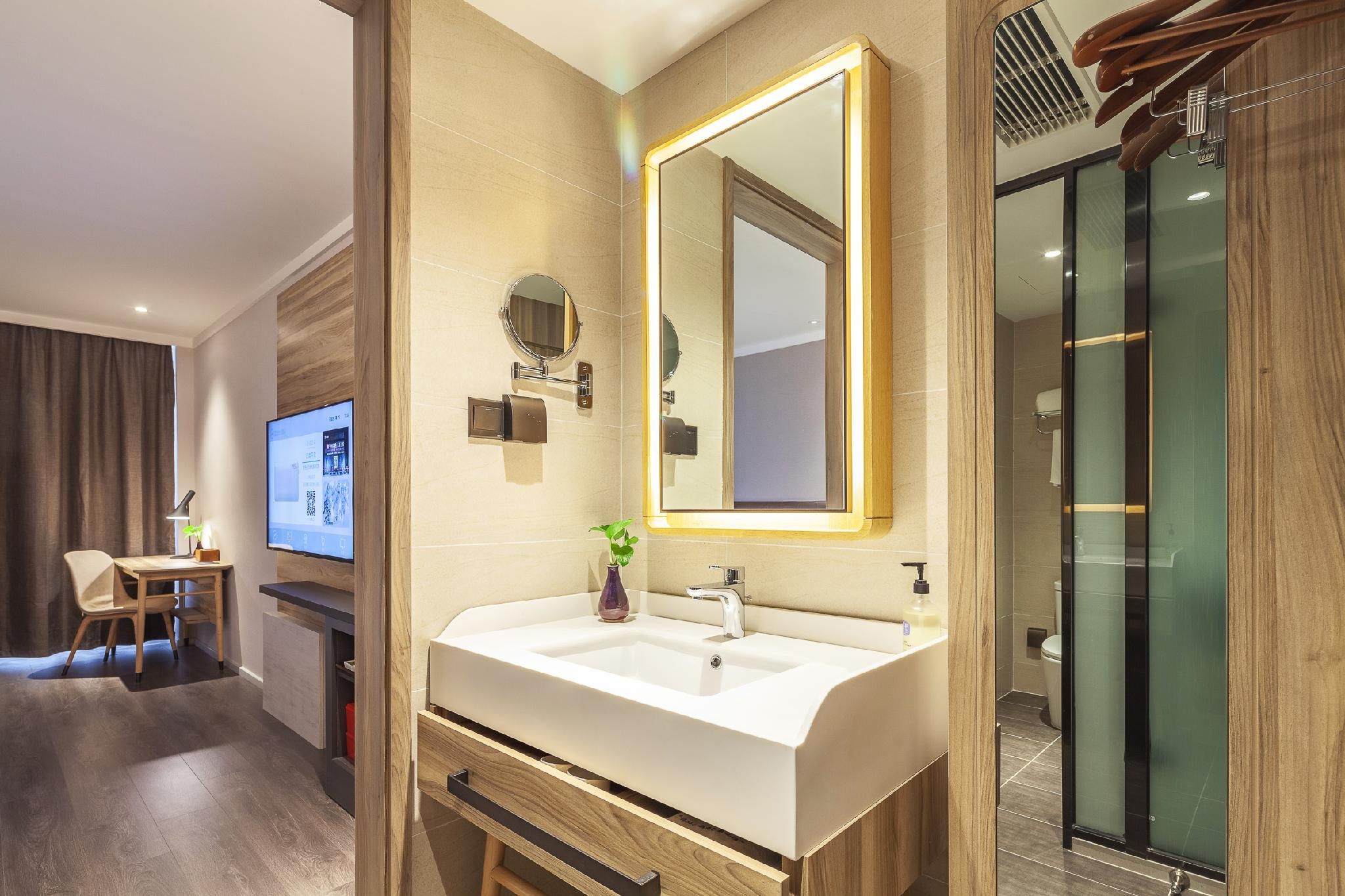 Hanting Premium Hotel Zhaoyuan Jindu Shopping Mall Huazhu - Superior BedRoom 2