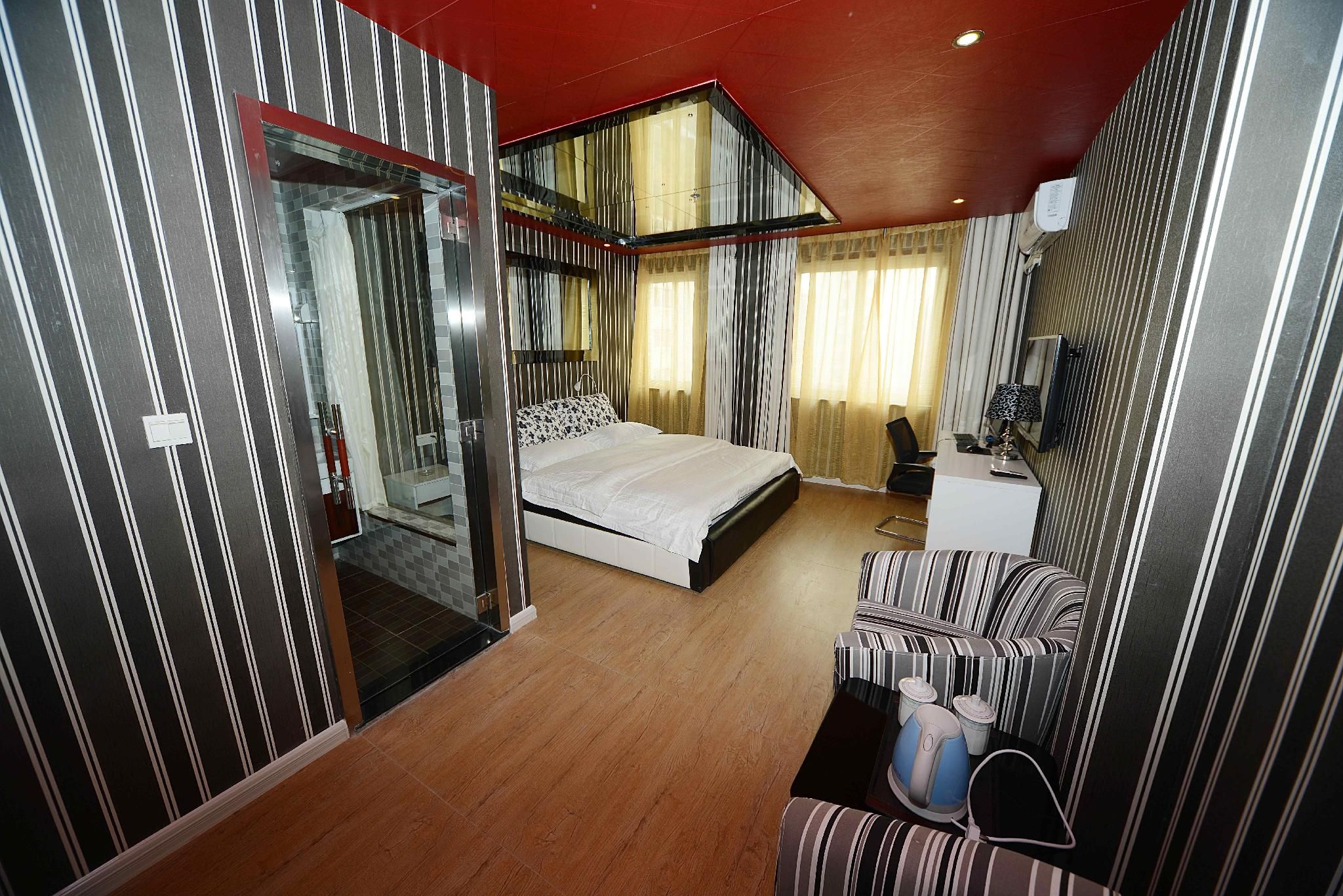Huazhu - Deluxe Bed Room
