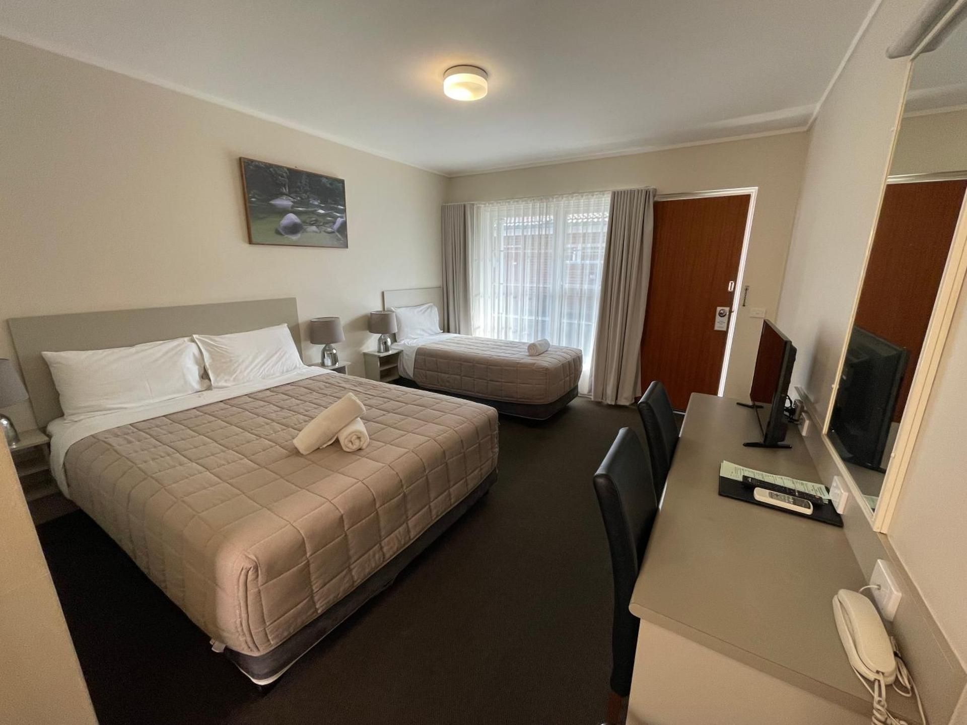 Executive Twin Room - Non-Smoking