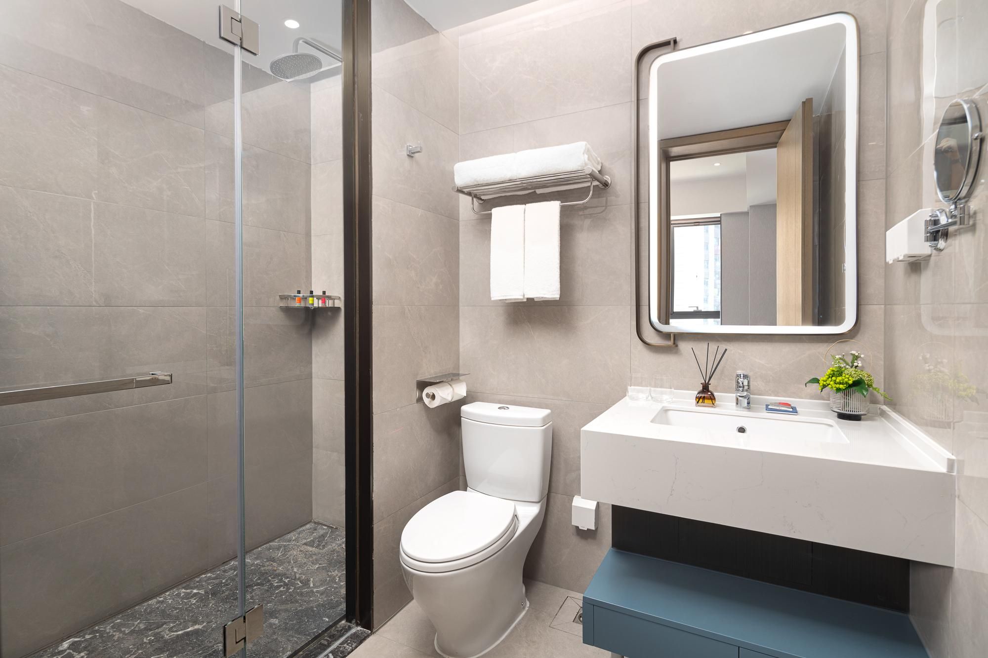 One-Bedroom Deluxe