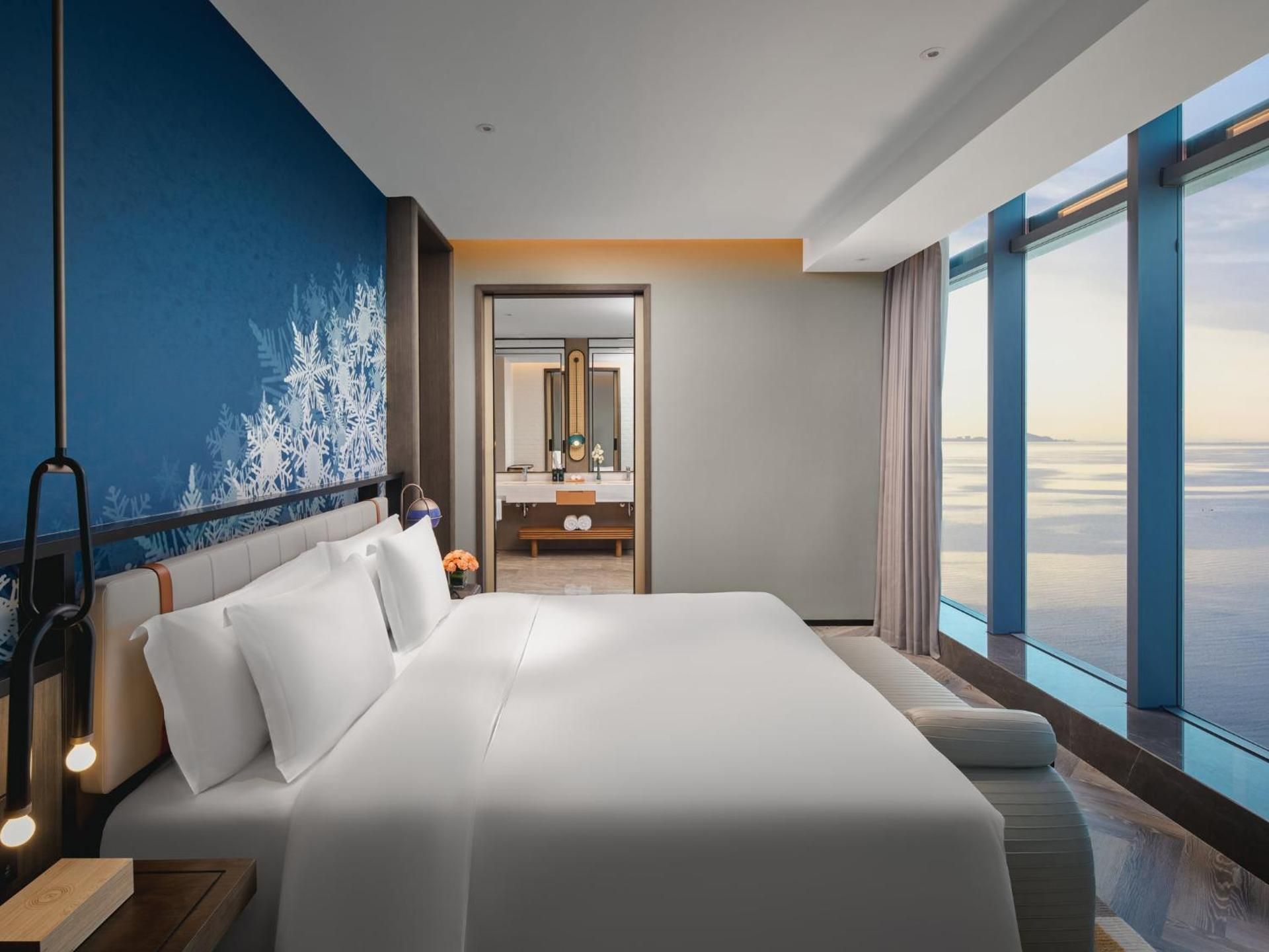 King Suite With City View