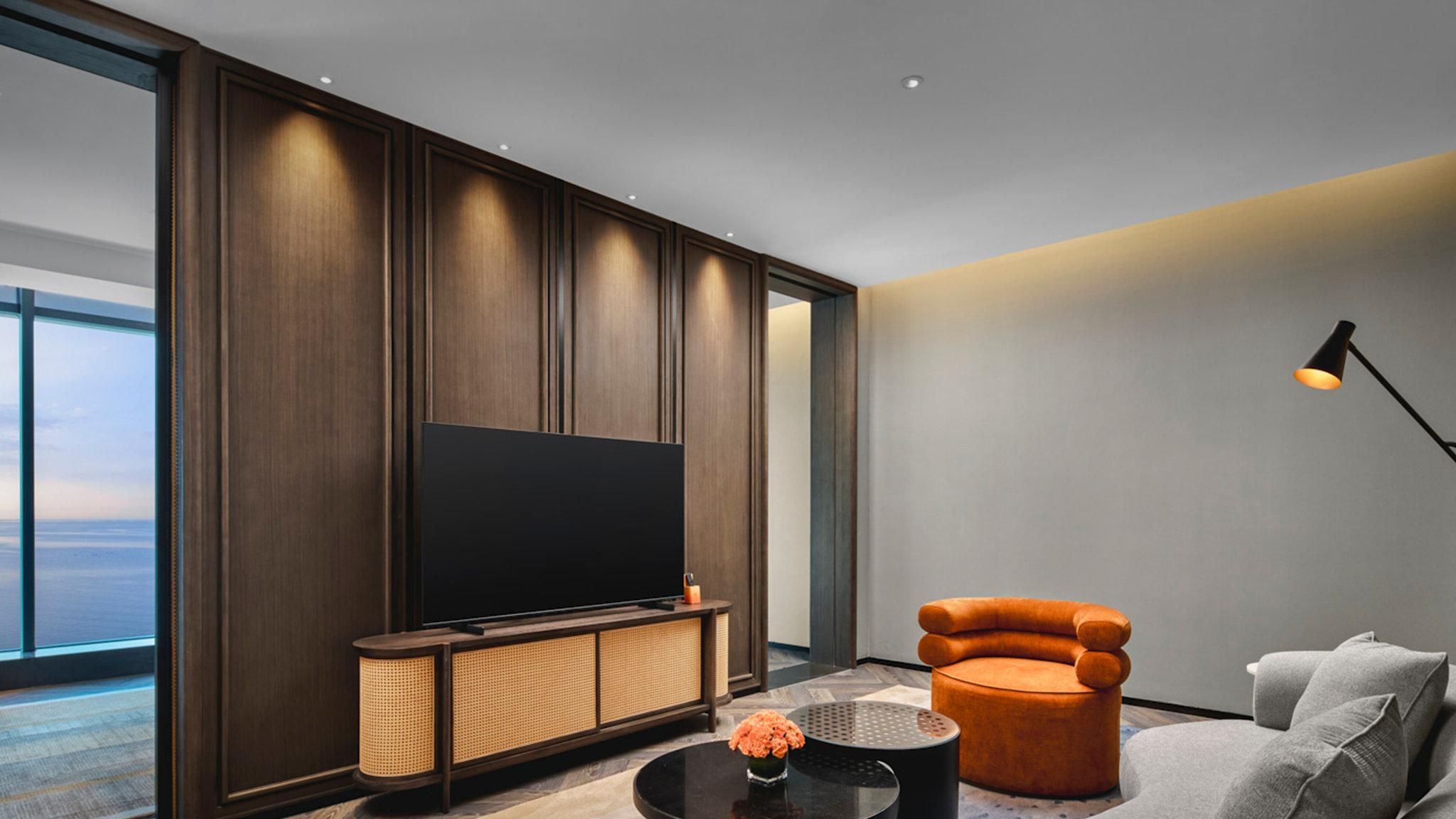 1 King Suite Sea View