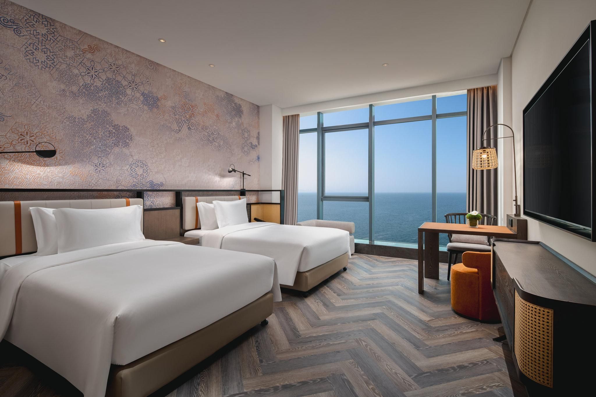 2 Double Standard Sea View