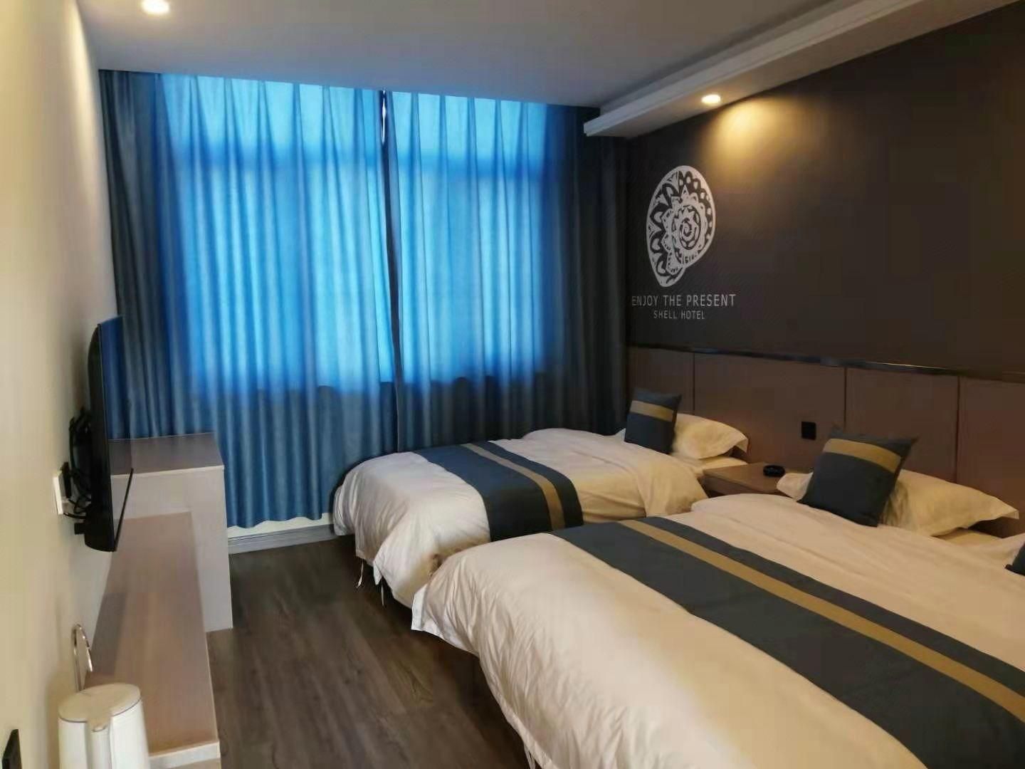 GTI - Fashion Family Room