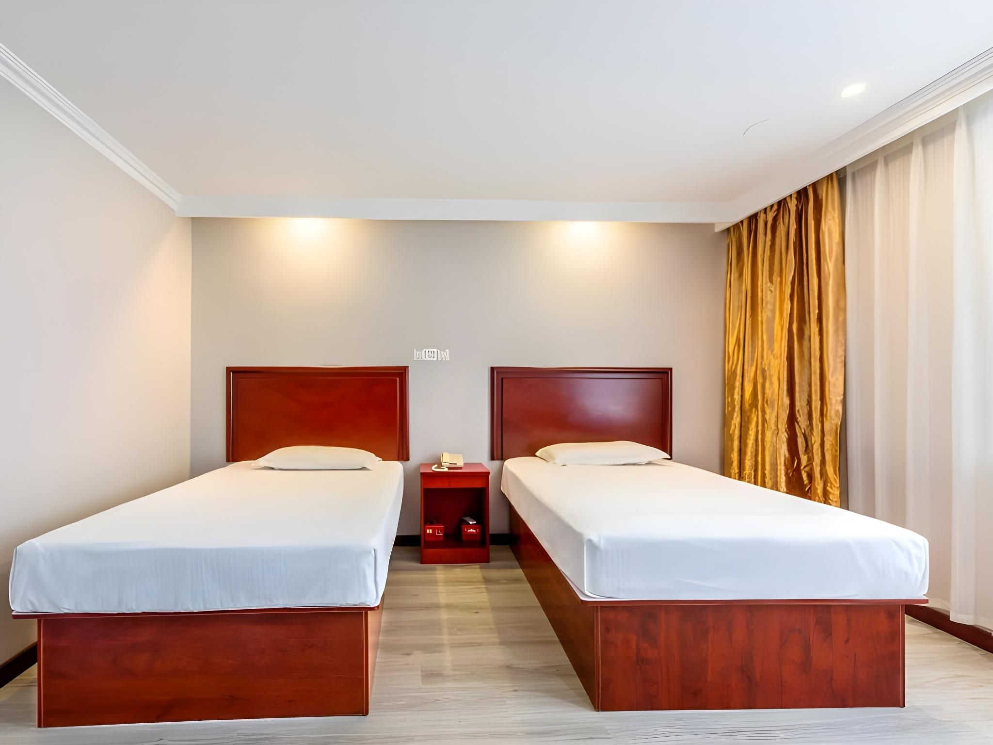 Twin Business Room