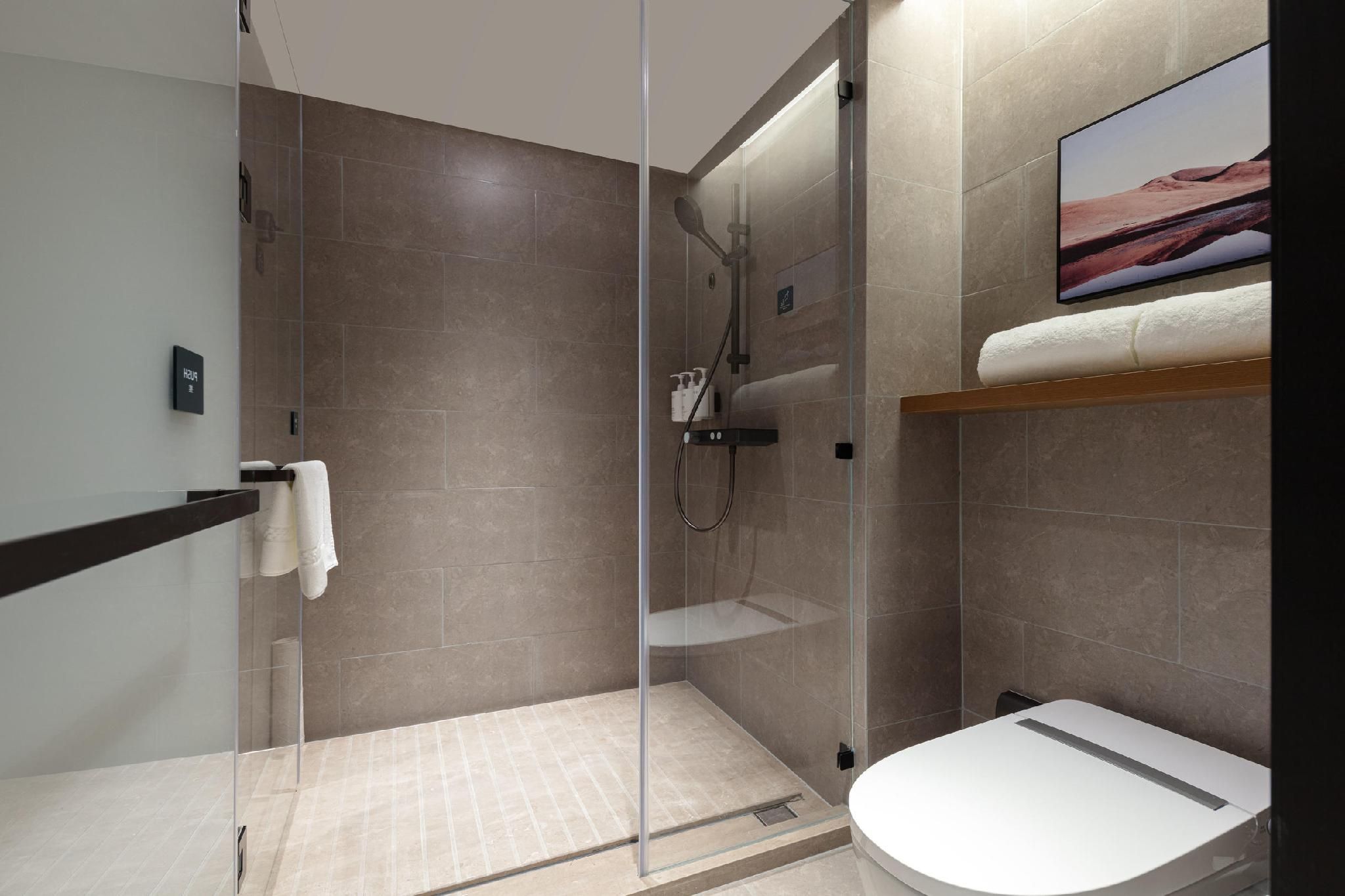 Atour Hotel Yantai Railway Station South Street Atour - JIMU Queen Room with City View