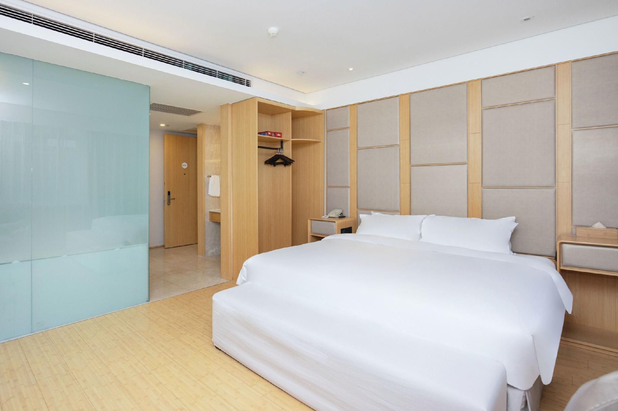 Ji Hotel Yantai Binhai Plaza Suite with Sea View 3