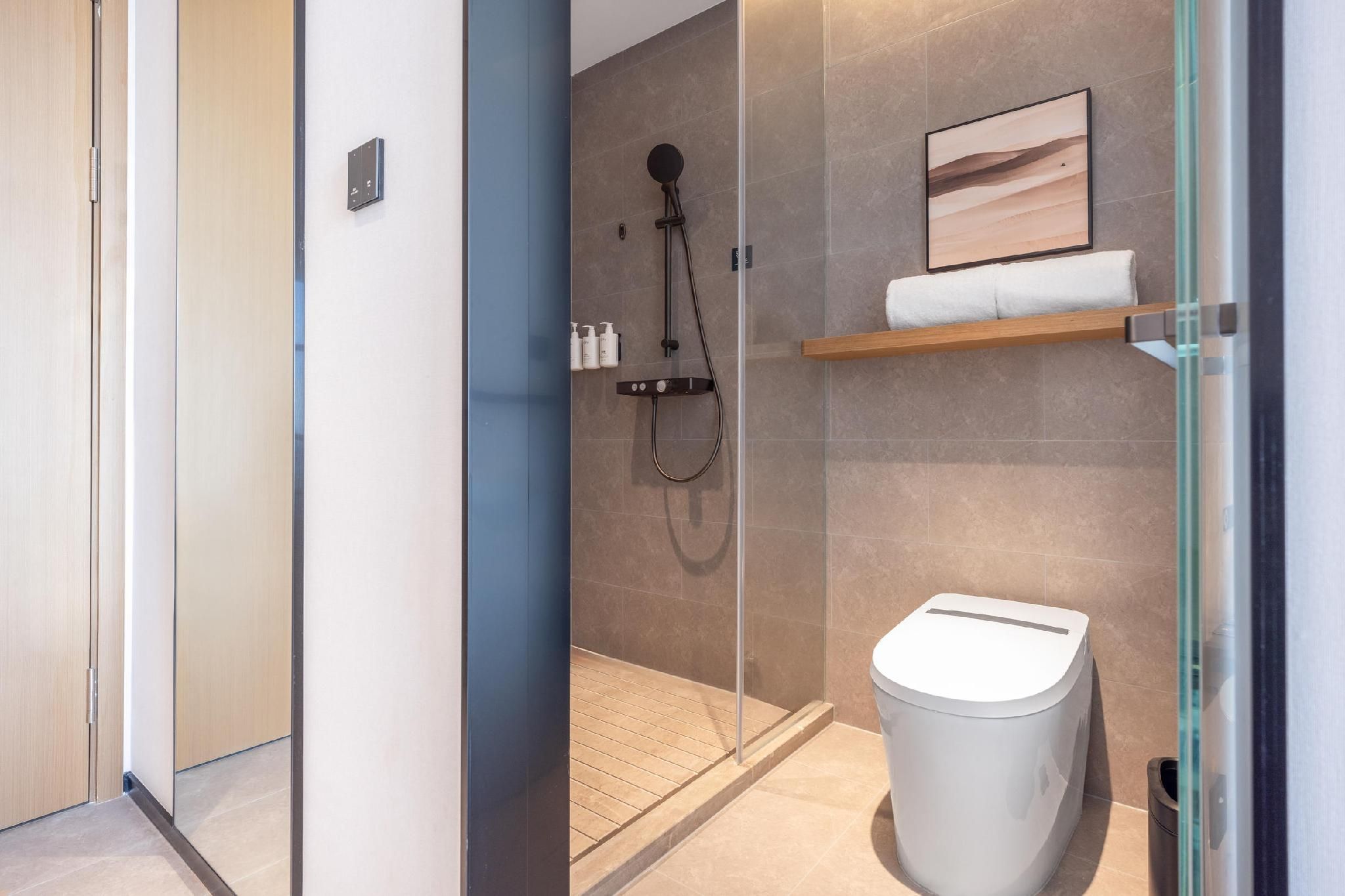 Atour - Premier Parent Kid Room