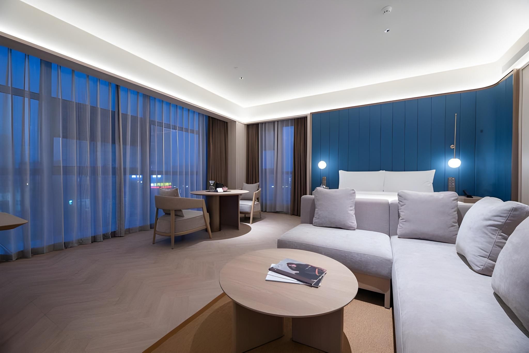 Huazhu - Executive Bed Room