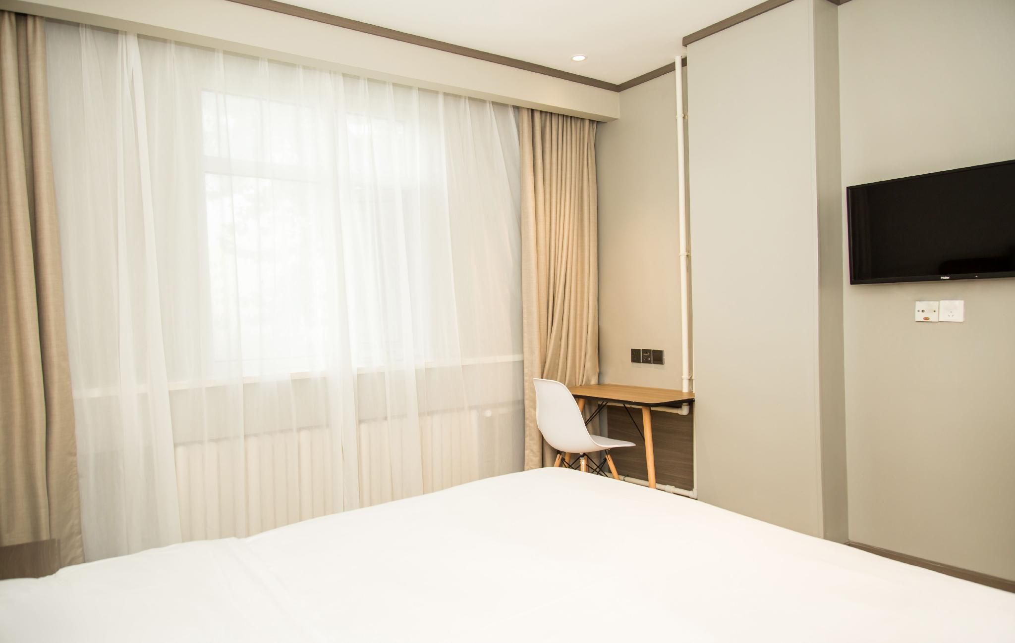 Huazhu - Superior BedRoom